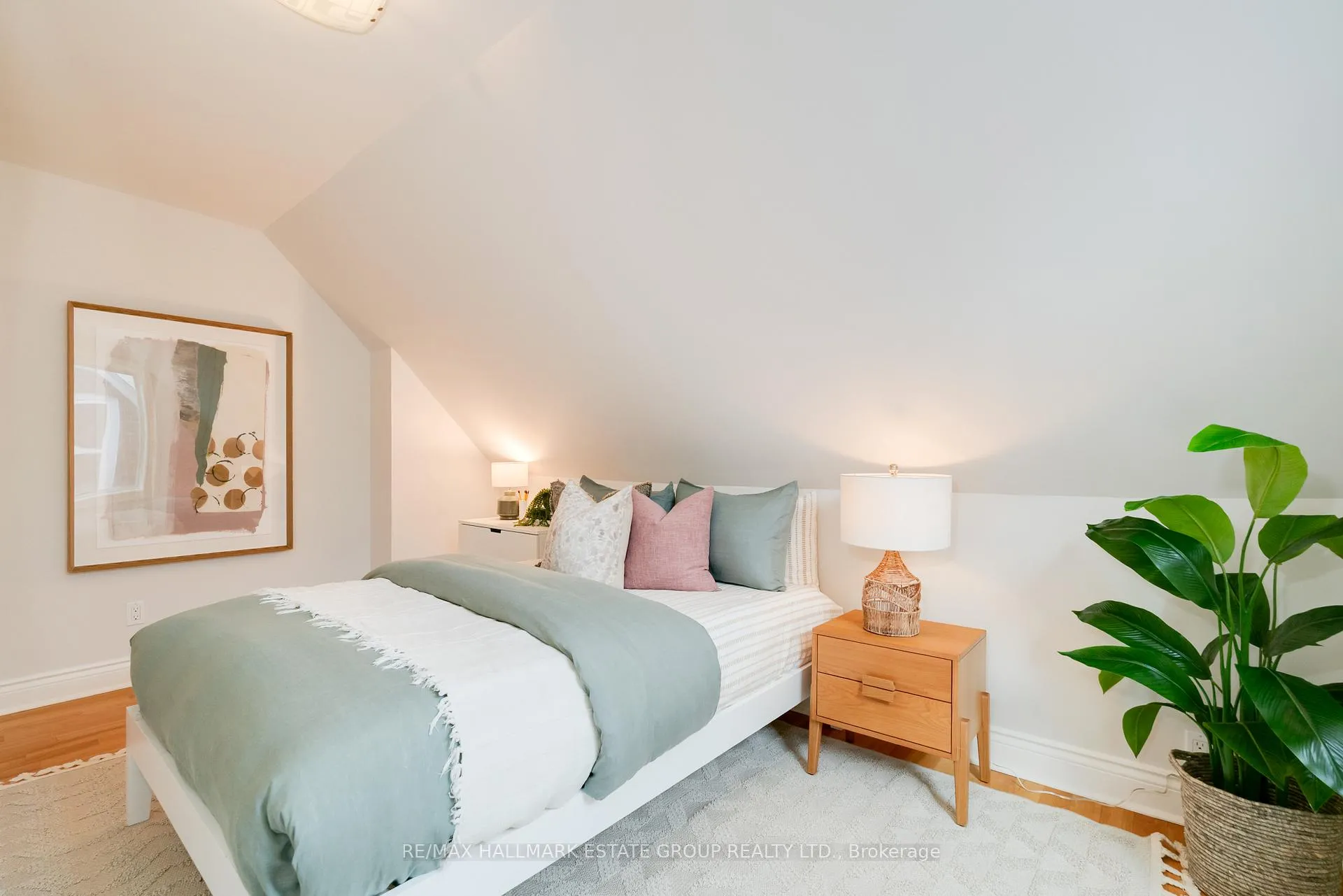 Photo 29 of 27 Rainsford Road, Toronto, The Beaches — HOMEH