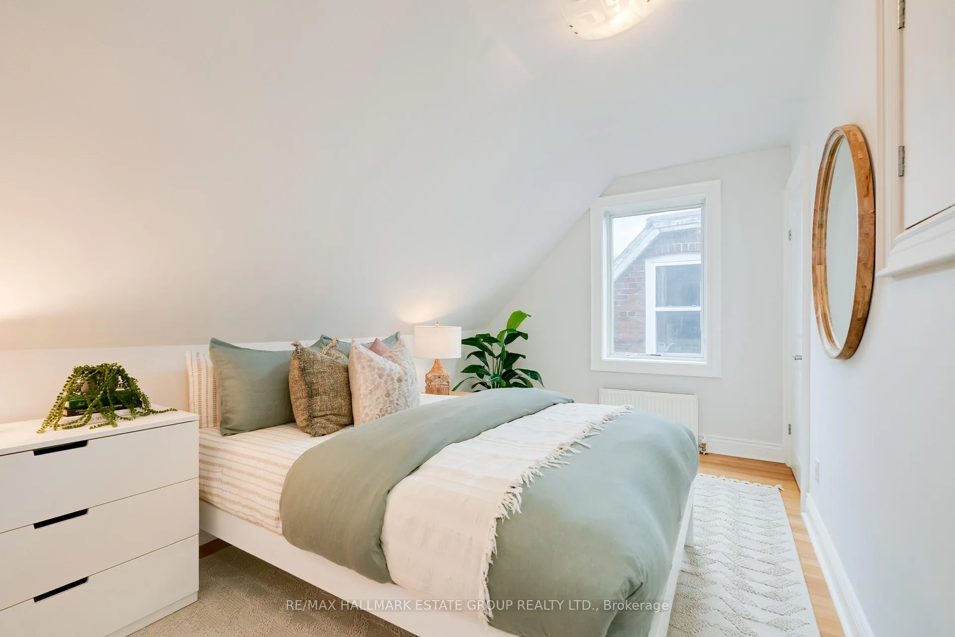 Photo 30 of 27 Rainsford Road, Toronto, The Beaches — HOMEH
