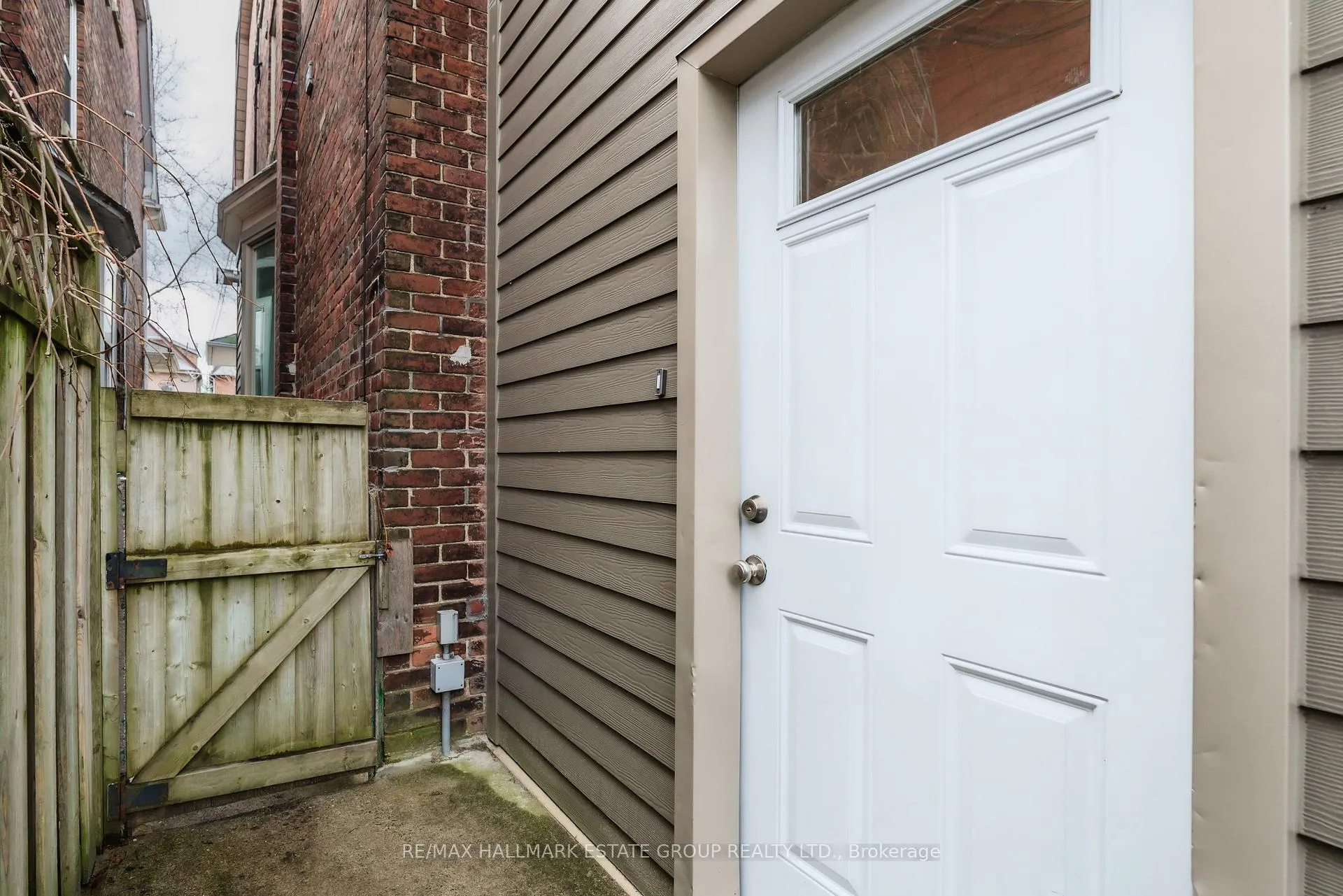 Photo 31 of 27 Rainsford Road, Toronto, The Beaches — HOMEH