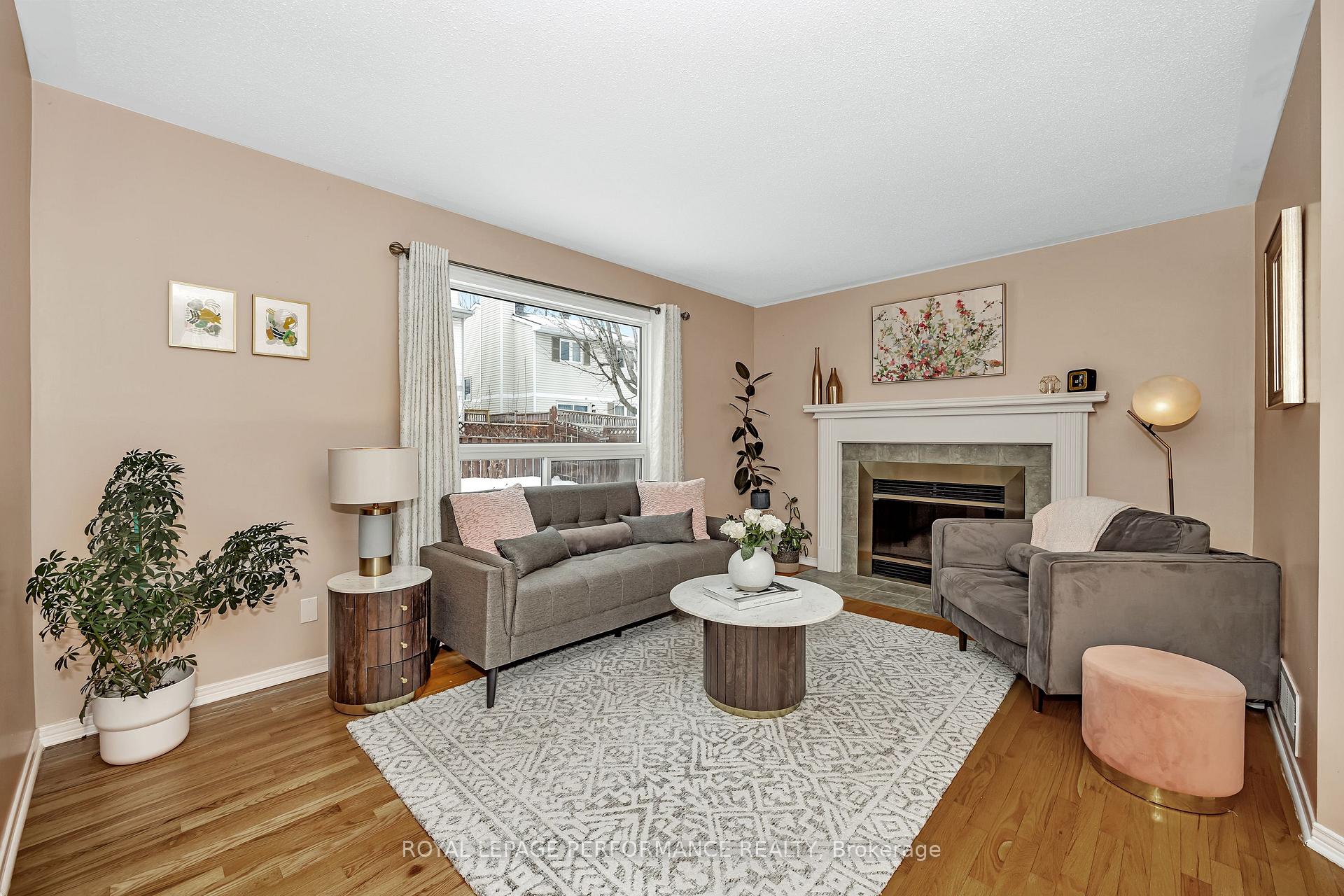 Photo 12 of 73 Picasso Drive, Ottawa, Hunt Club Park — HOMEH