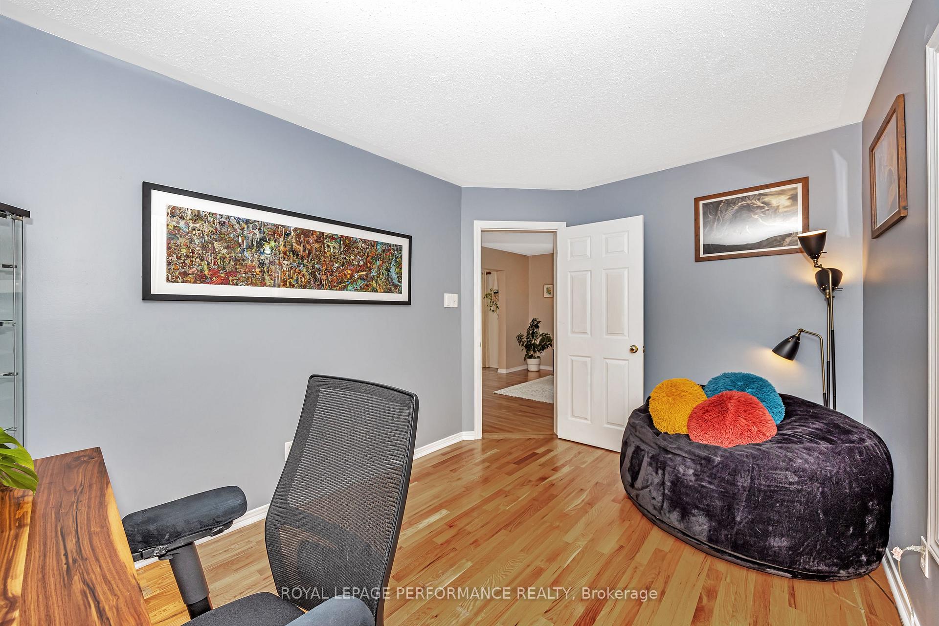 Photo 16 of 73 Picasso Drive, Ottawa, Hunt Club Park — HOMEH