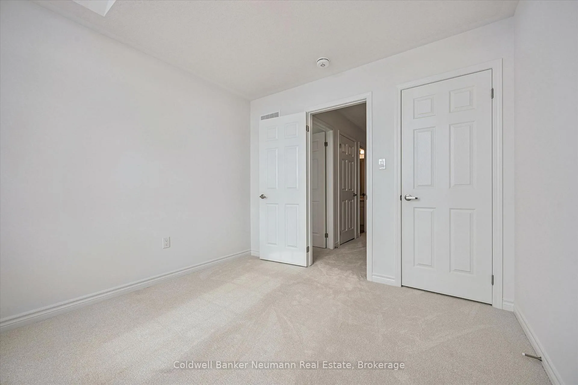Photo 20 of 232 Stamson Street, Kitchener — HOMEH