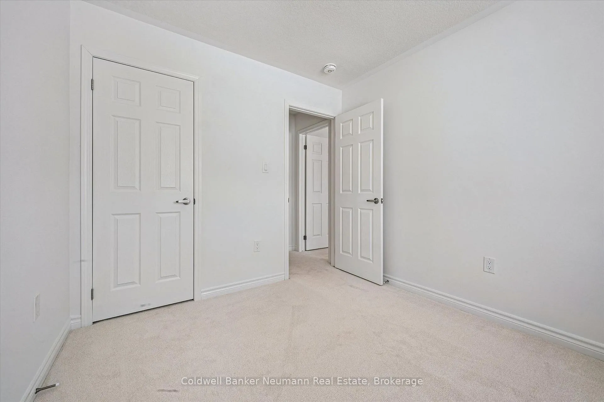 Photo 23 of 232 Stamson Street, Kitchener — HOMEH