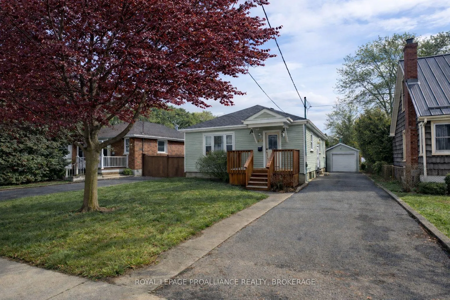 Photo 2 of 419 College Street, Kingston, Central City East — HOMEH