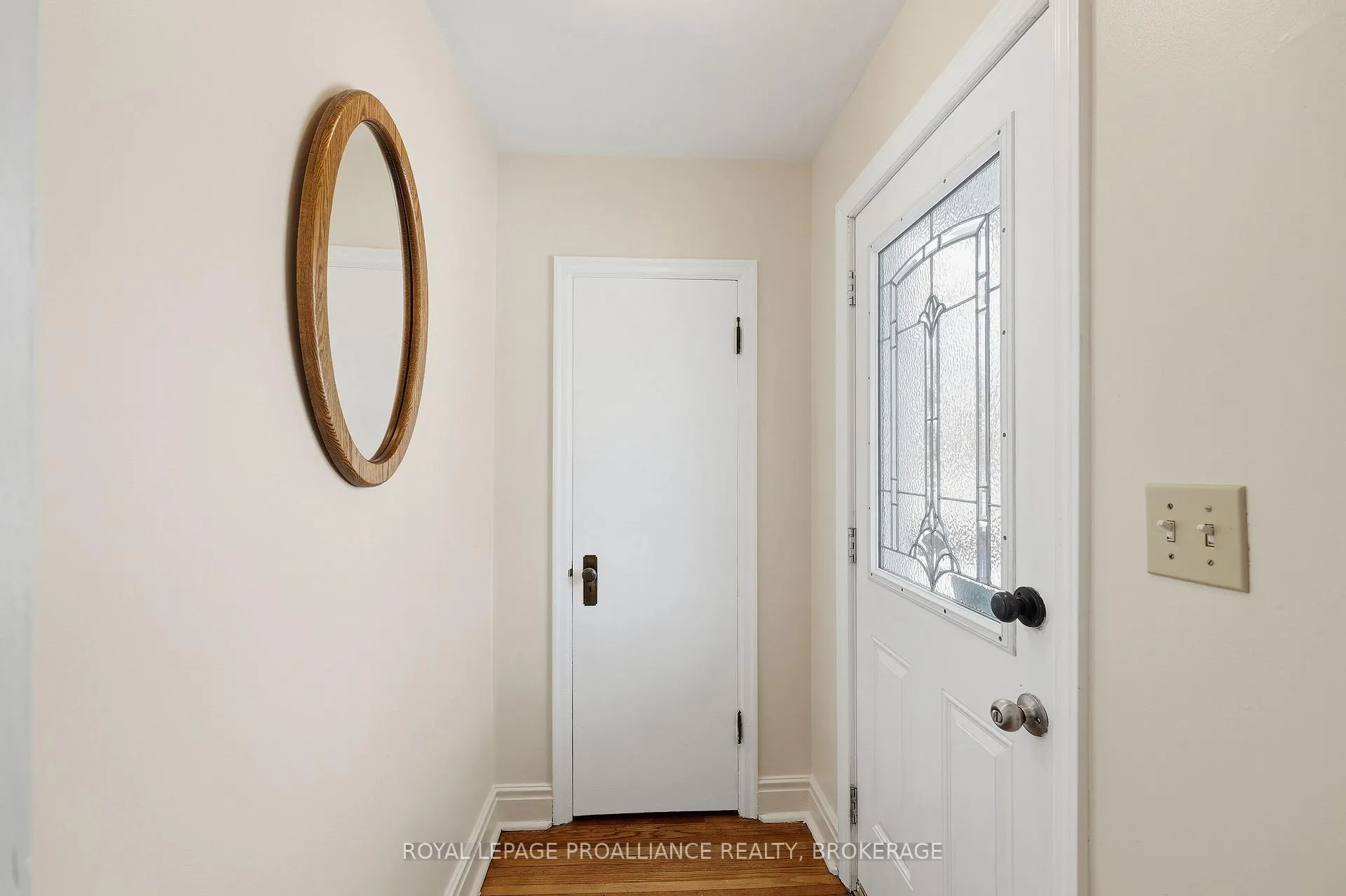 Photo 4 of 419 College Street, Kingston, Central City East — HOMEH