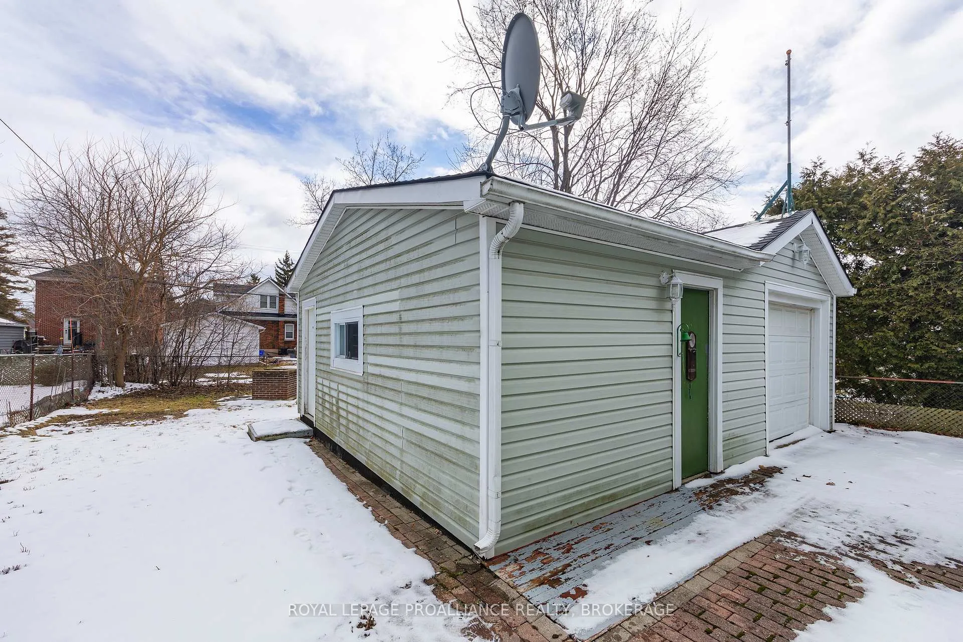 Photo 32 of 419 College Street, Kingston, Central City East — HOMEH