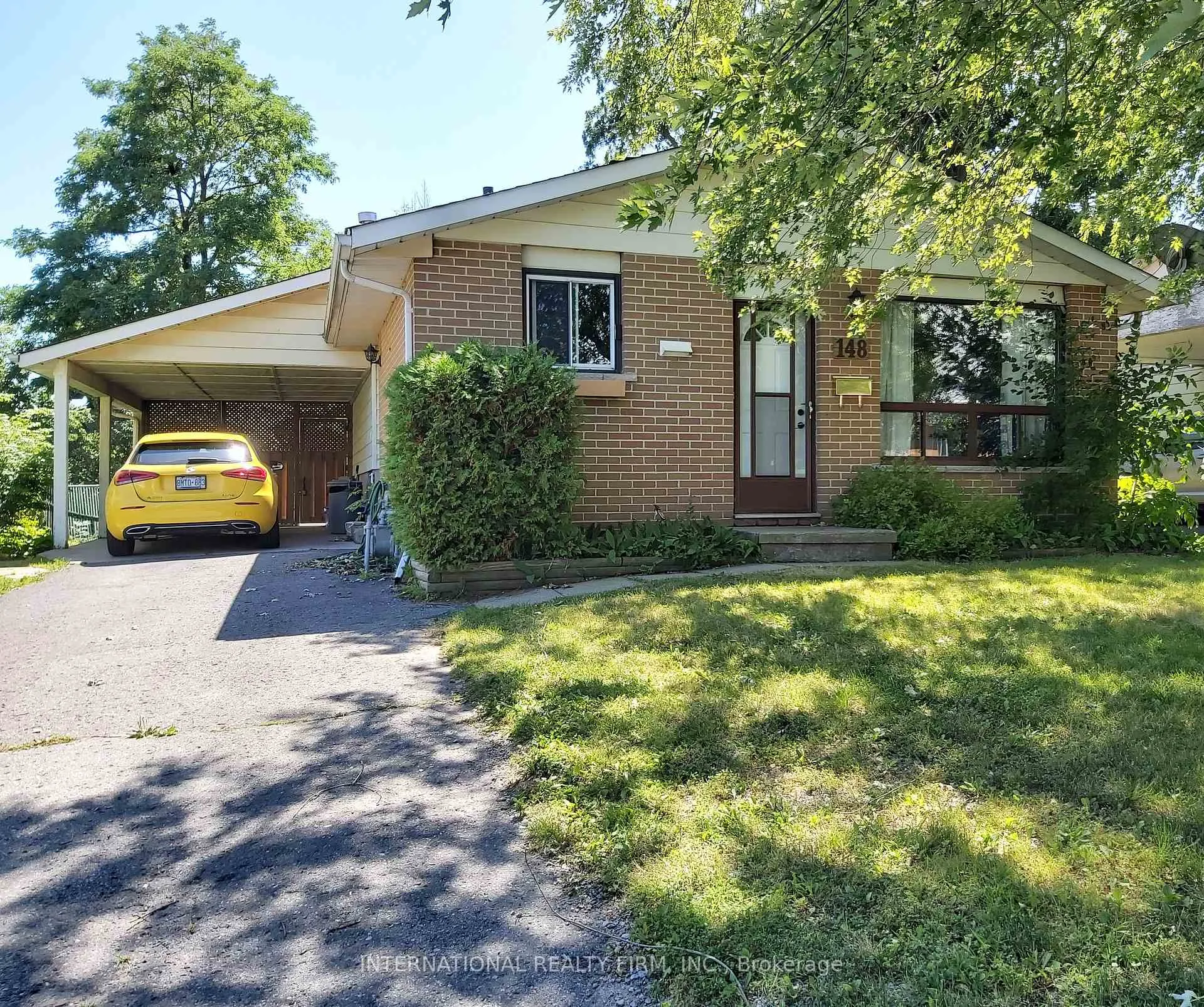 Front of 148 Calderwood Drive