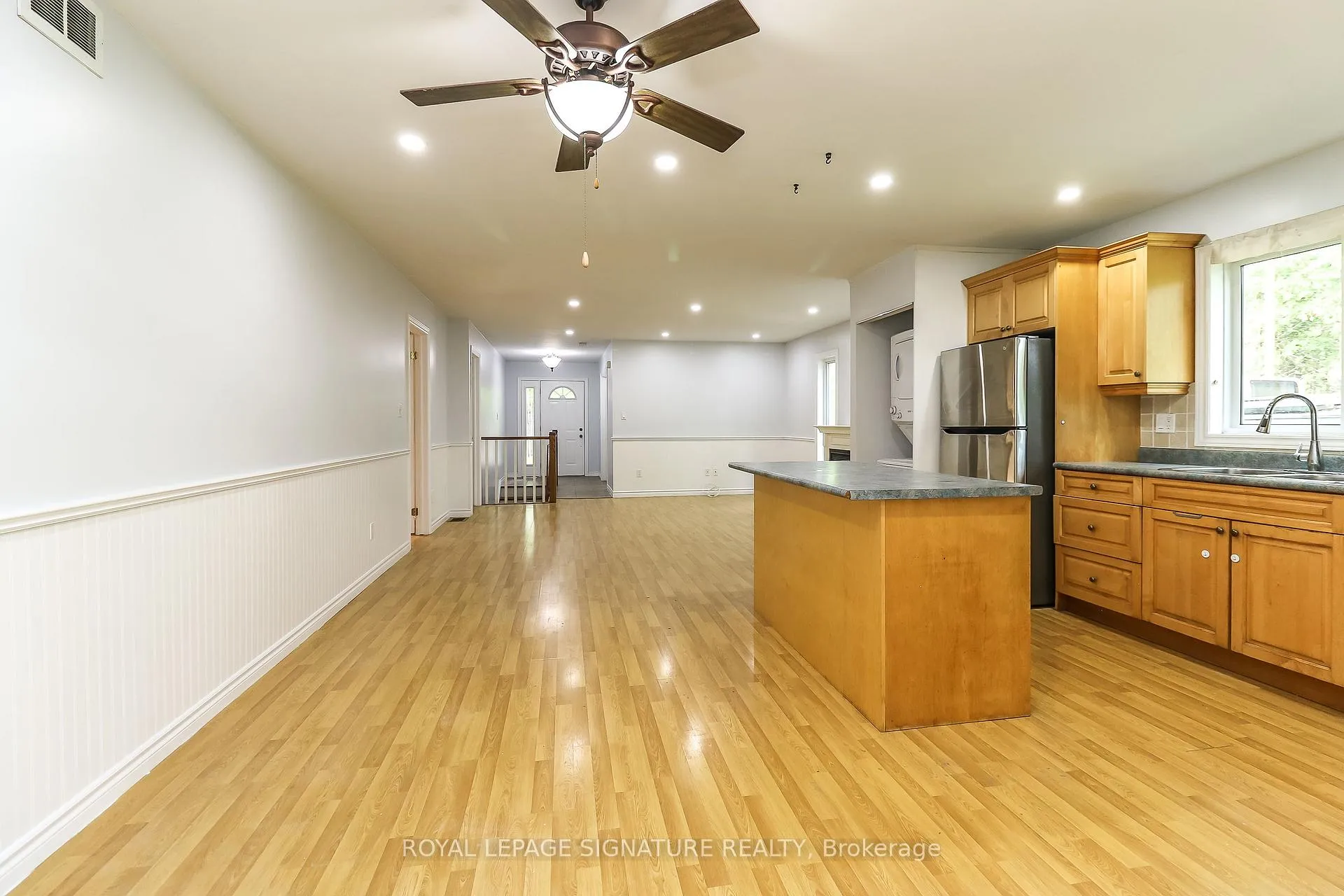 Photo 9 of Unit Main, 1463 River Road, Wasaga Beach — HOMEH