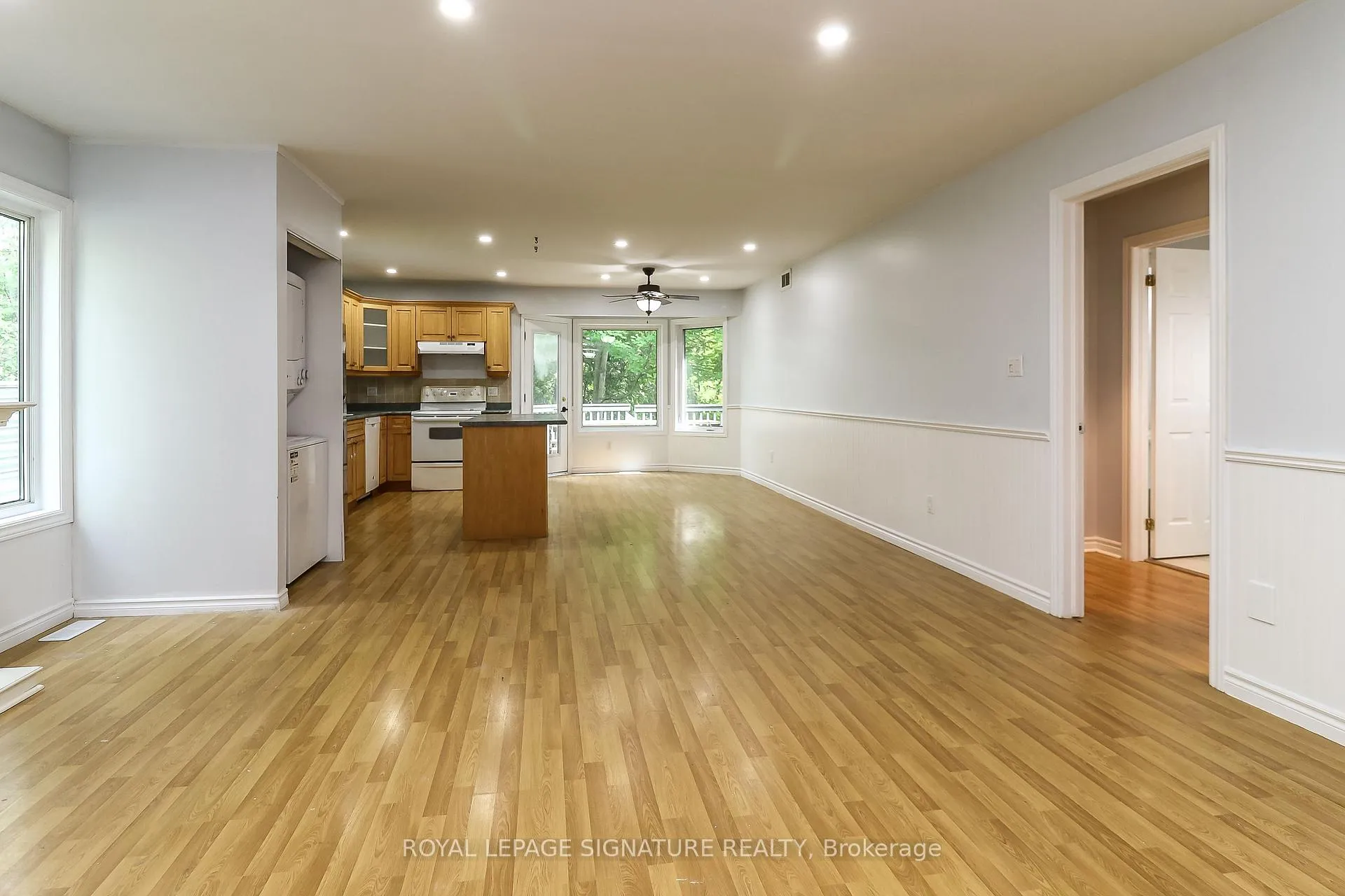 Photo 10 of Unit Main, 1463 River Road, Wasaga Beach — HOMEH