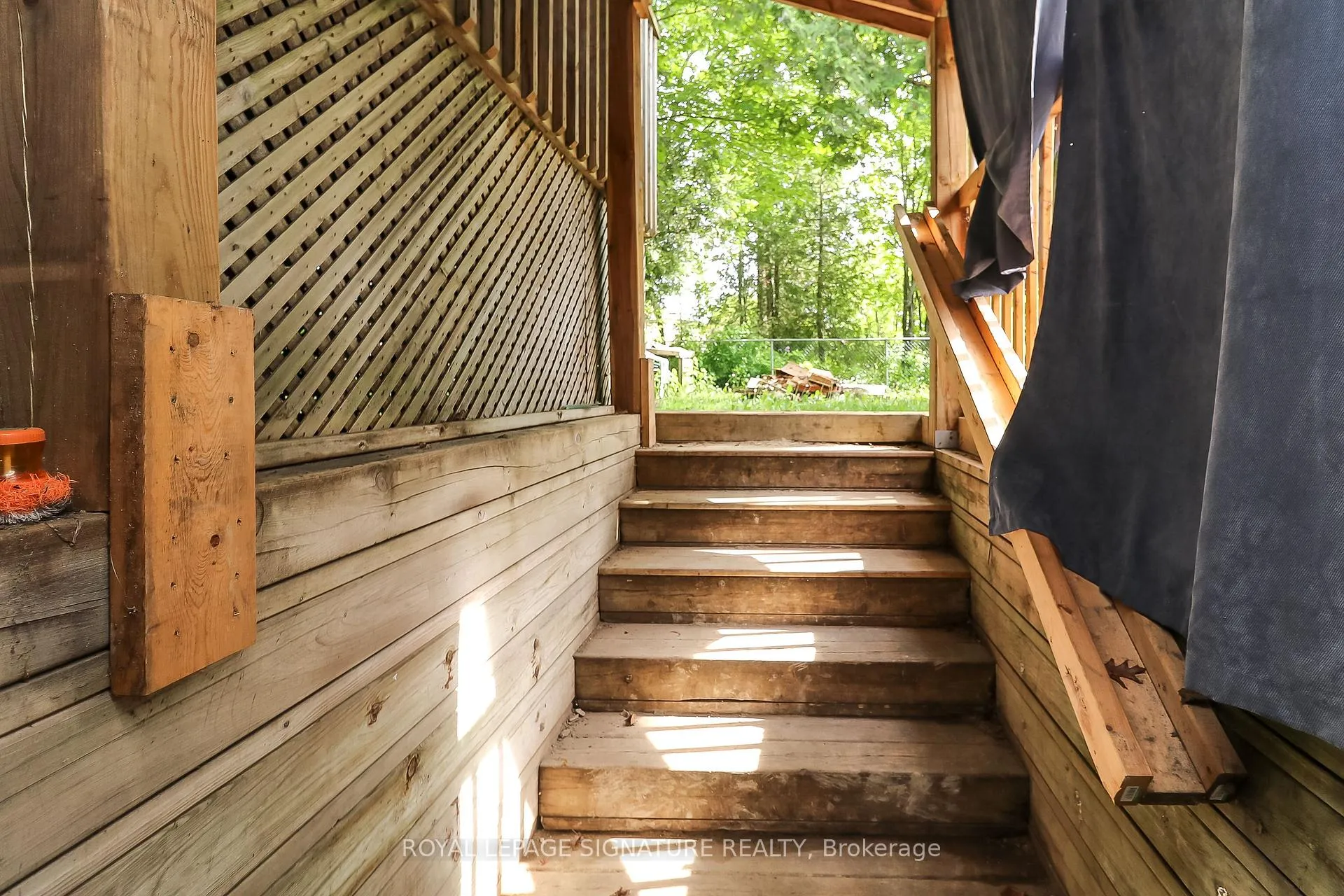 Photo 22 of Unit Main, 1463 River Road, Wasaga Beach — HOMEH