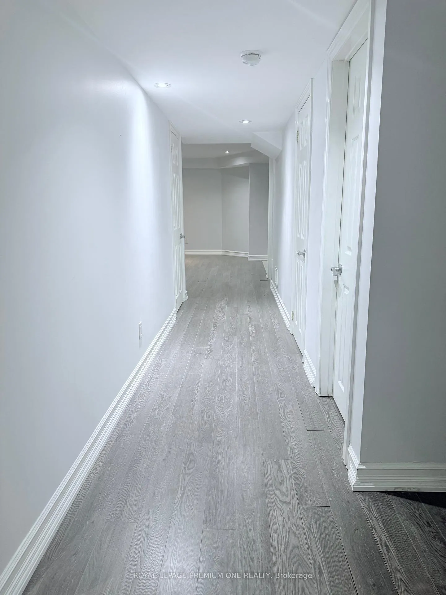 Photo 13 of Unit Basement, 70 Robertson Close, Vaughan, Maple — HOMEH
