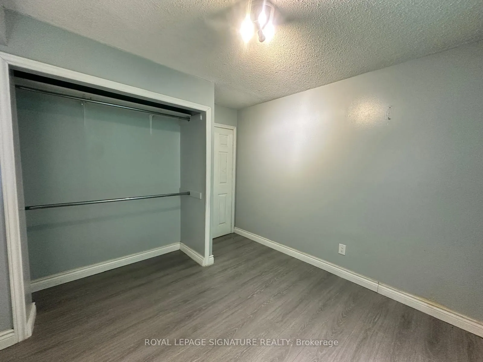 Photo 6 of 63 Wallis Crescent, Etobicoke, Mount Olive-Silverstone-Jamestown — HOMEH