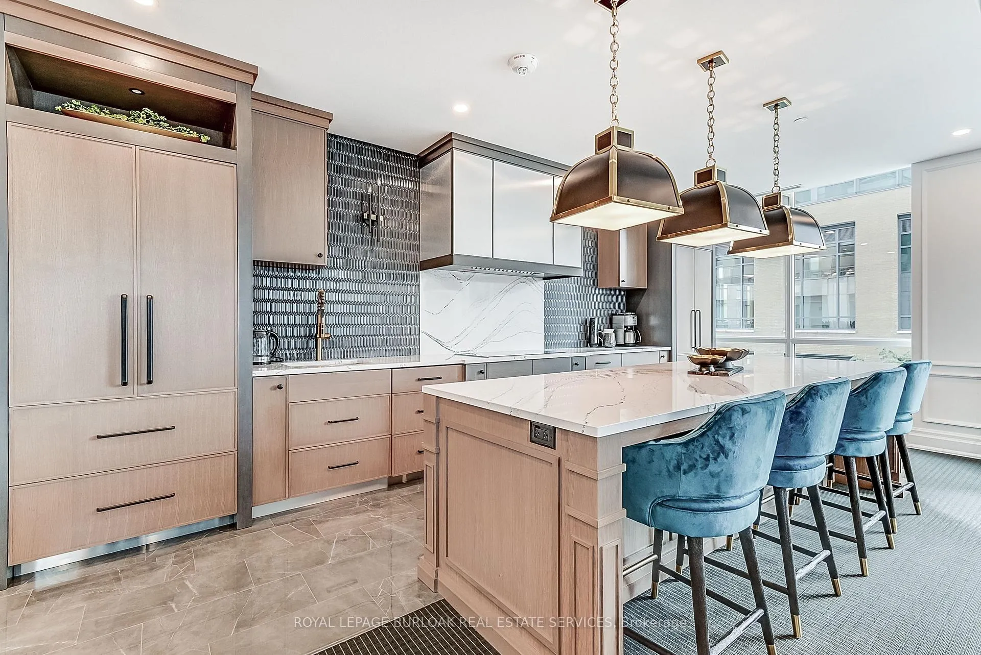 Photo 24 of Unit 305, 2060 Lakeshore Road, Burlington, Brant — HOMEH