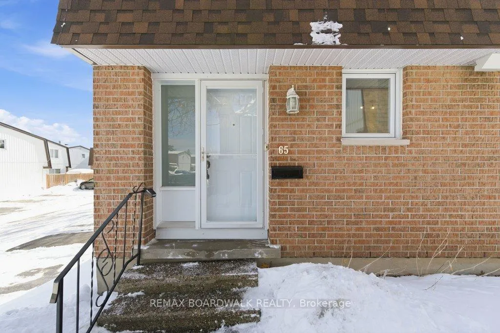 Photo 1 of Unit 65, 837 Eastvale Drive, Ottawa, Beaconwood — HOMEH
