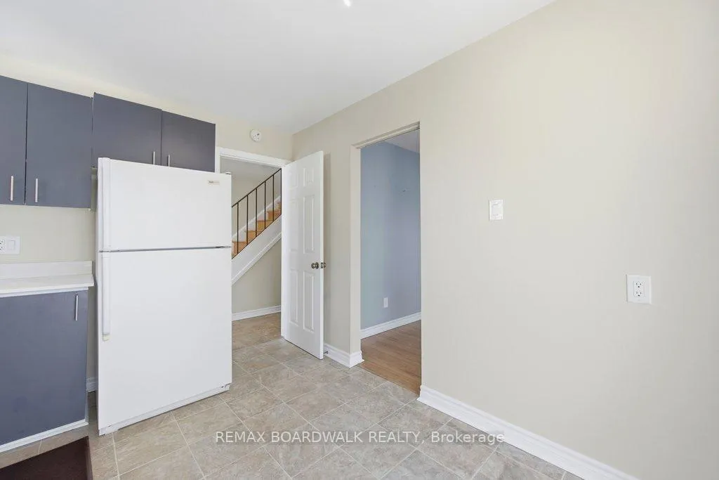 Photo 8 of Unit 65, 837 Eastvale Drive, Ottawa, Beaconwood — HOMEH