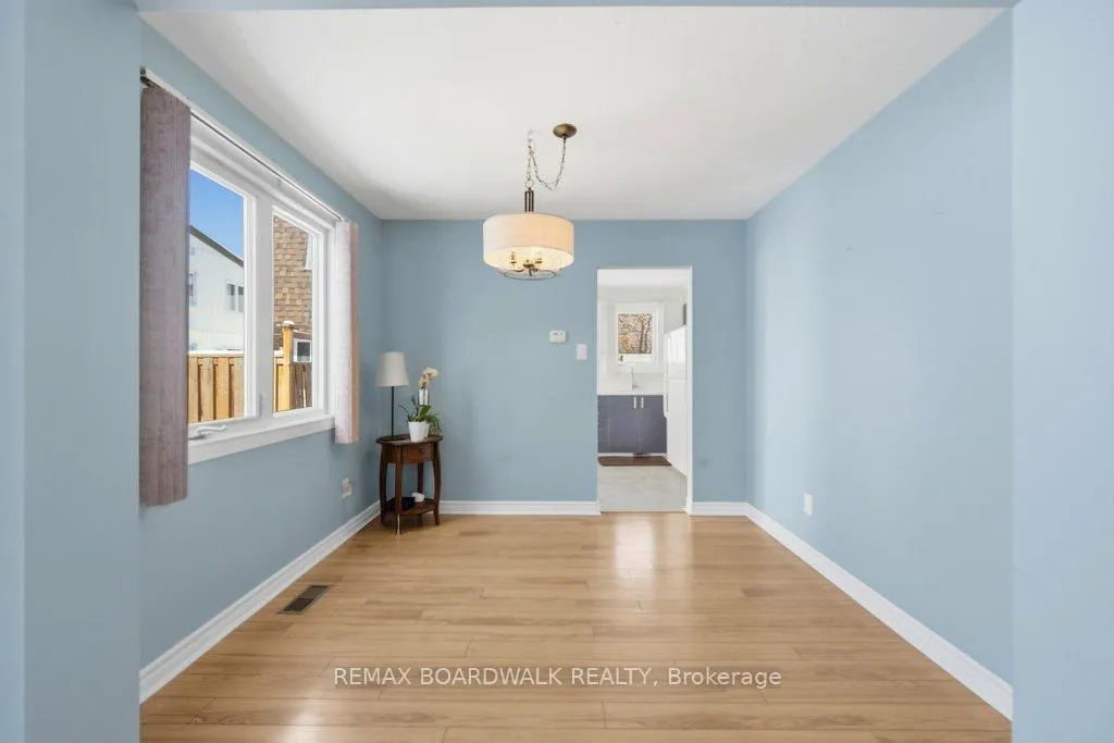 Photo 11 of Unit 65, 837 Eastvale Drive, Ottawa, Beaconwood — HOMEH