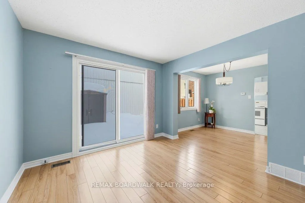 Photo 14 of Unit 65, 837 Eastvale Drive, Ottawa, Beaconwood — HOMEH