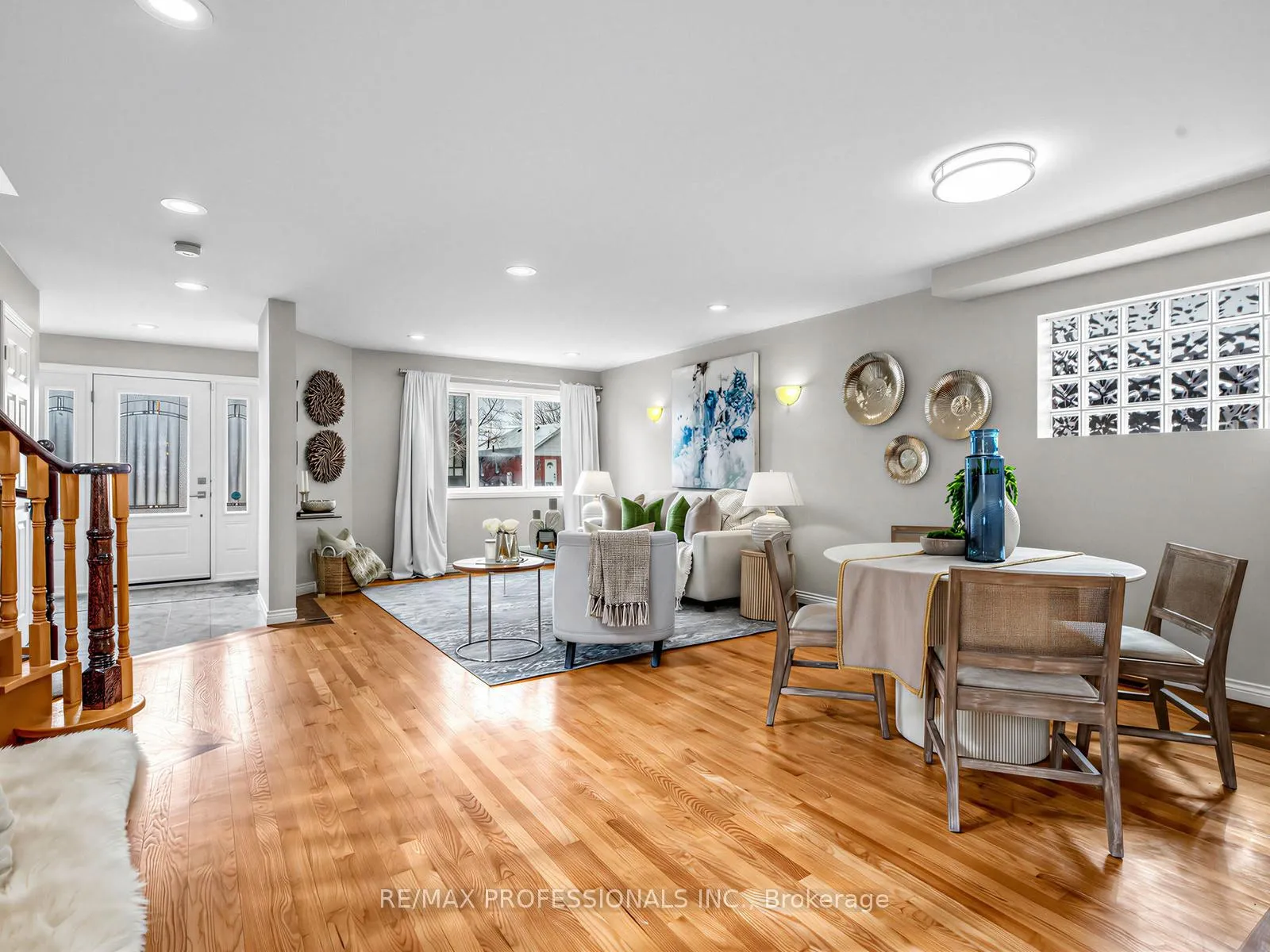 Photo 7 of 23 Mckayfield Road, Toronto, Danforth Village-East York — HOMEH