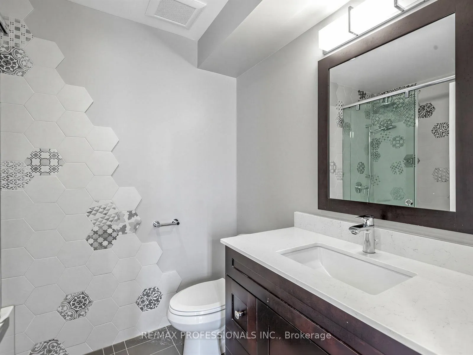 Photo 14 of 23 Mckayfield Road, Toronto, Danforth Village-East York — HOMEH