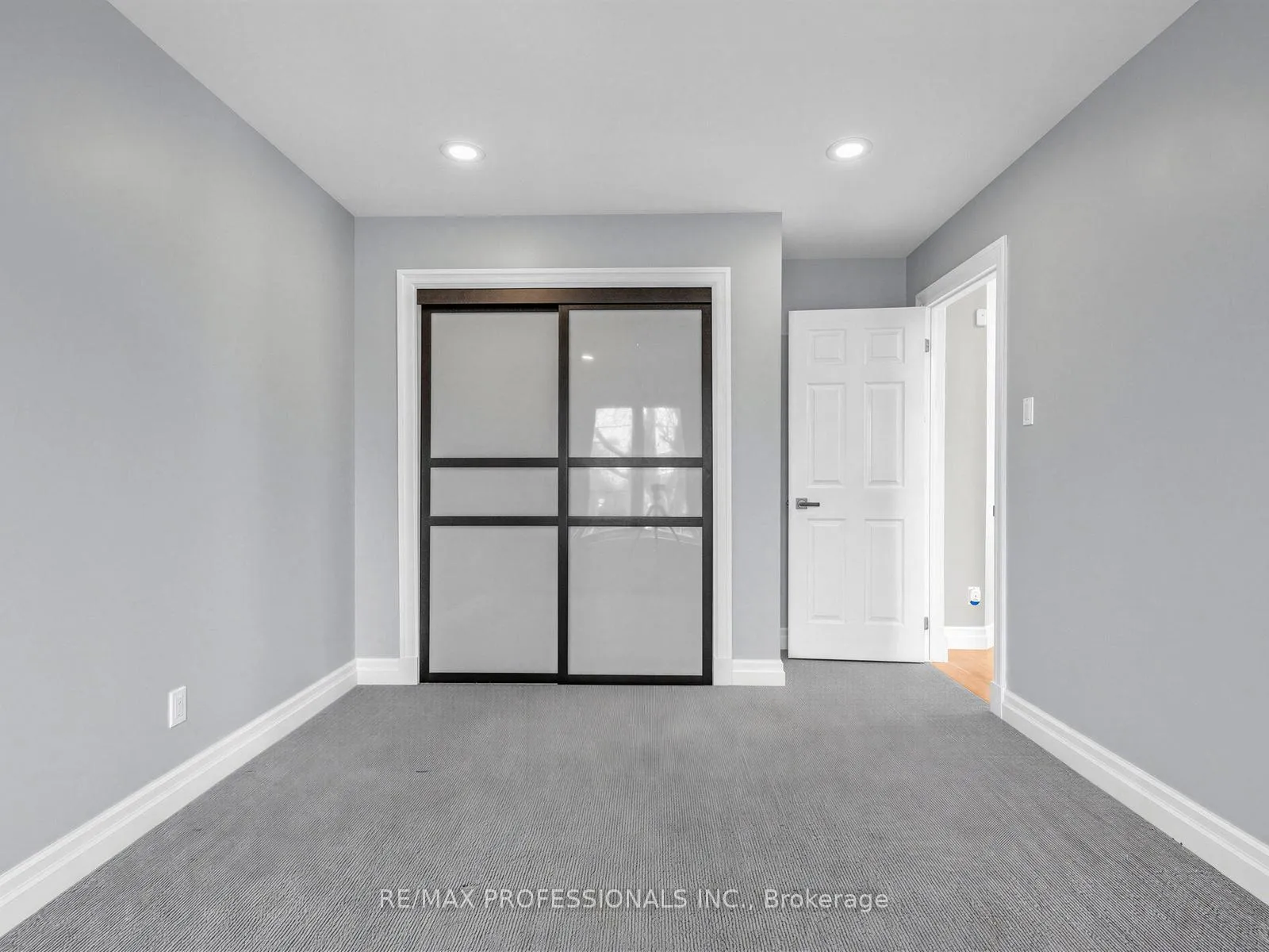 Photo 20 of 23 Mckayfield Road, Toronto, Danforth Village-East York — HOMEH