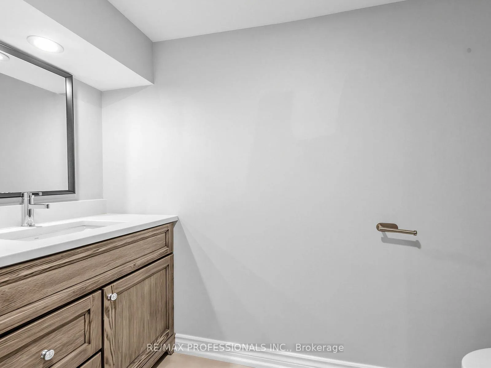 Photo 28 of 23 Mckayfield Road, Toronto, Danforth Village-East York — HOMEH