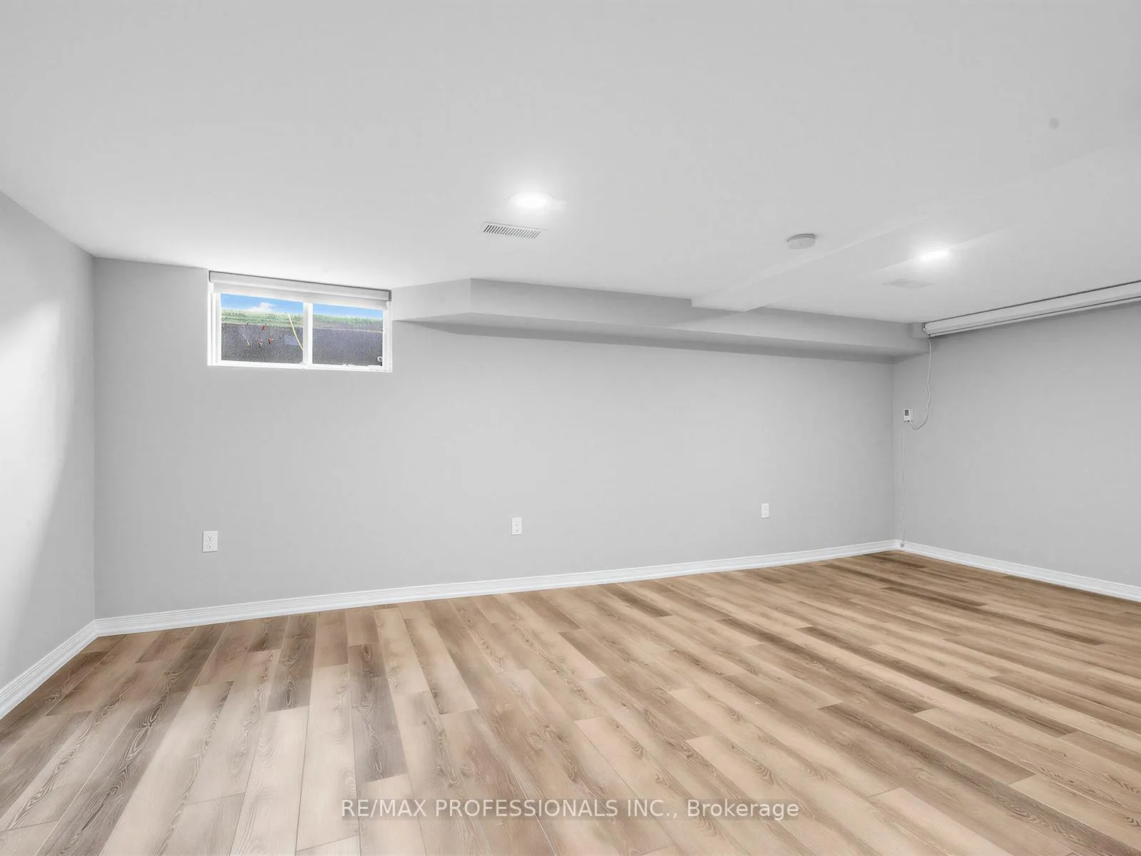 Photo 31 of 23 Mckayfield Road, Toronto, Danforth Village-East York — HOMEH
