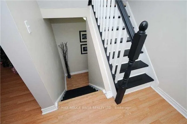Photo 6 of Unit 29, 101 Dovedale Drive, Whitby, Downtown Whitby — HOMEH