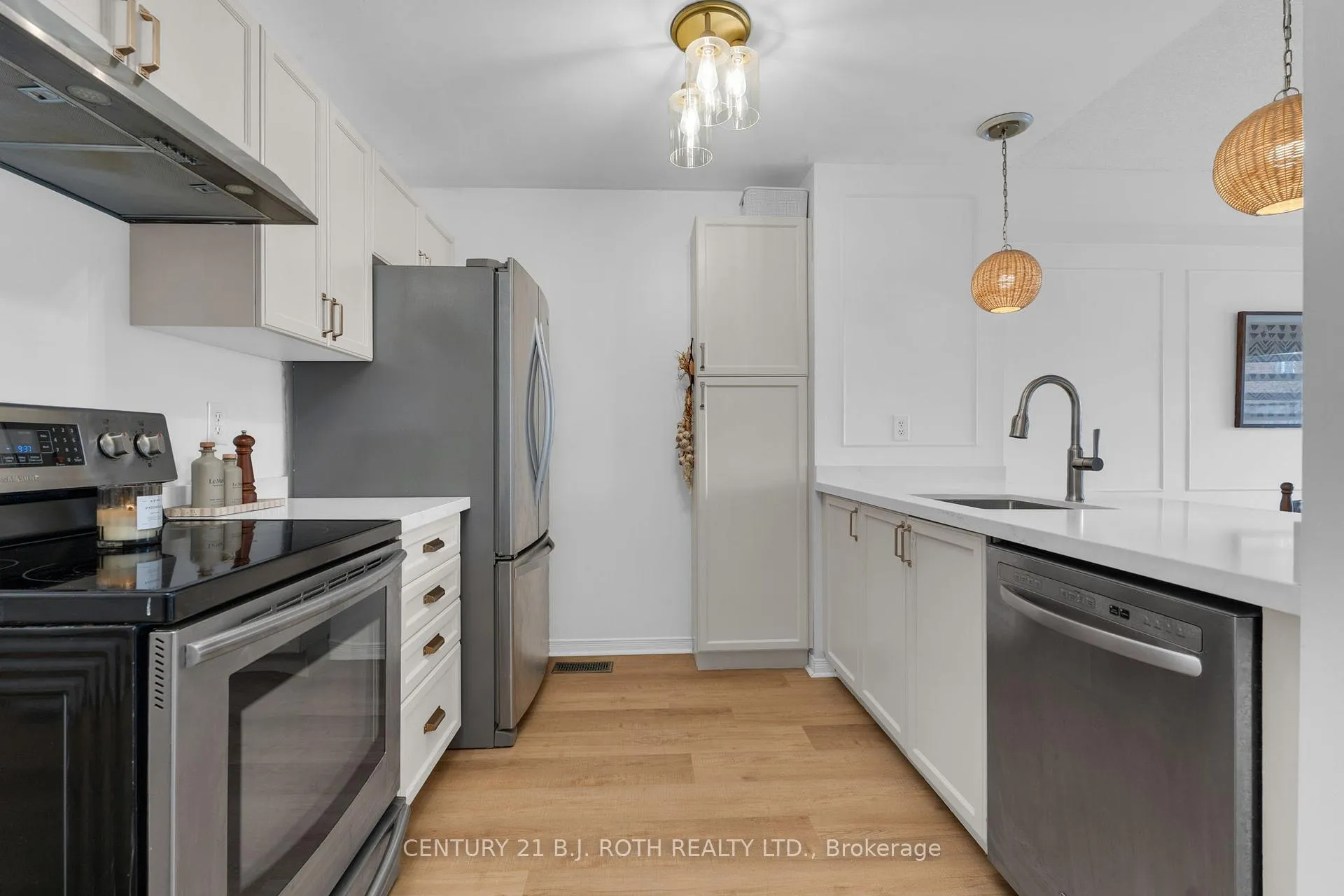 Photo 7 of 1453 Rankin Way, Innisfil, Alcona — HOMEH