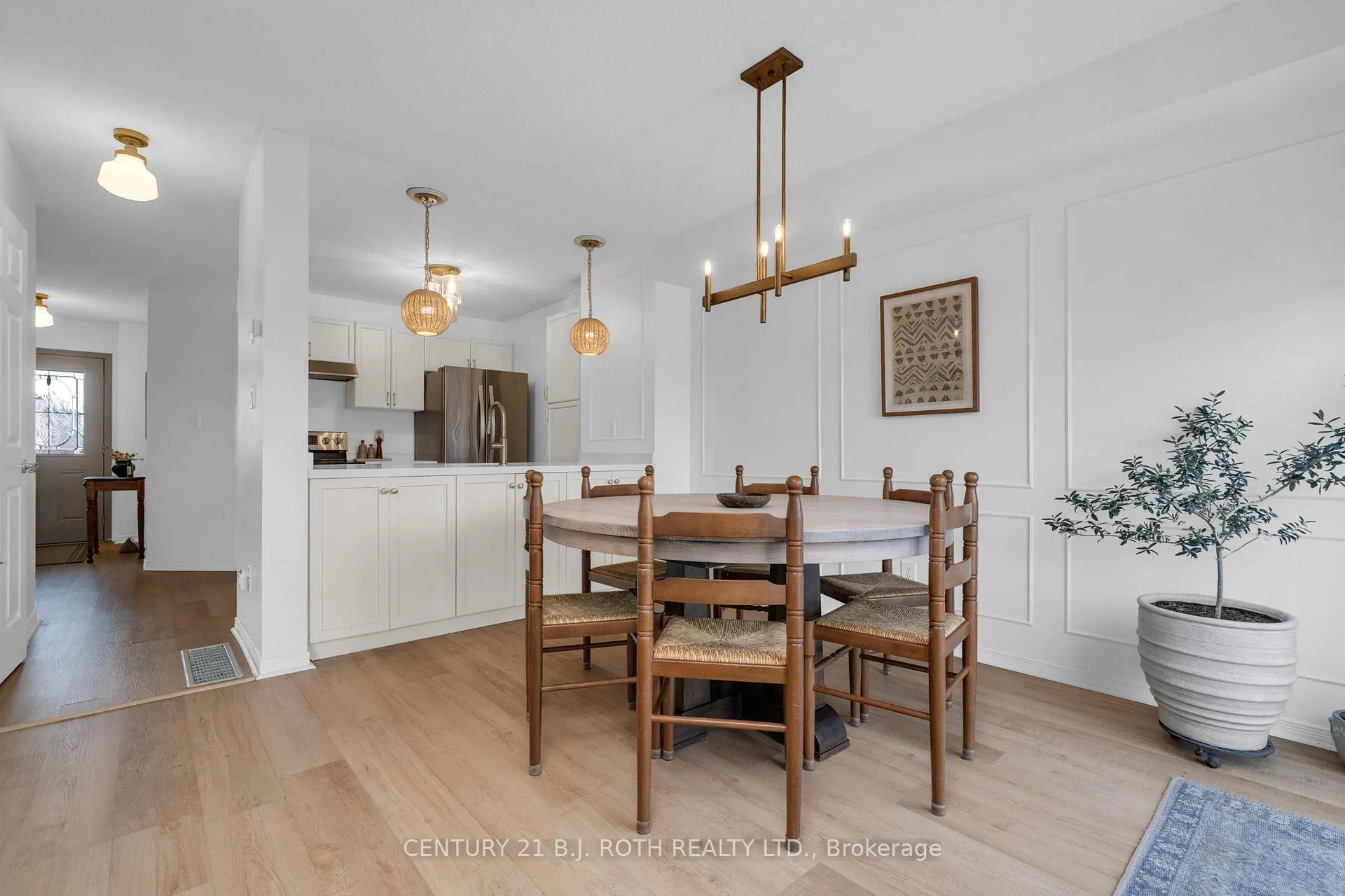 Photo 9 of 1453 Rankin Way, Innisfil, Alcona — HOMEH