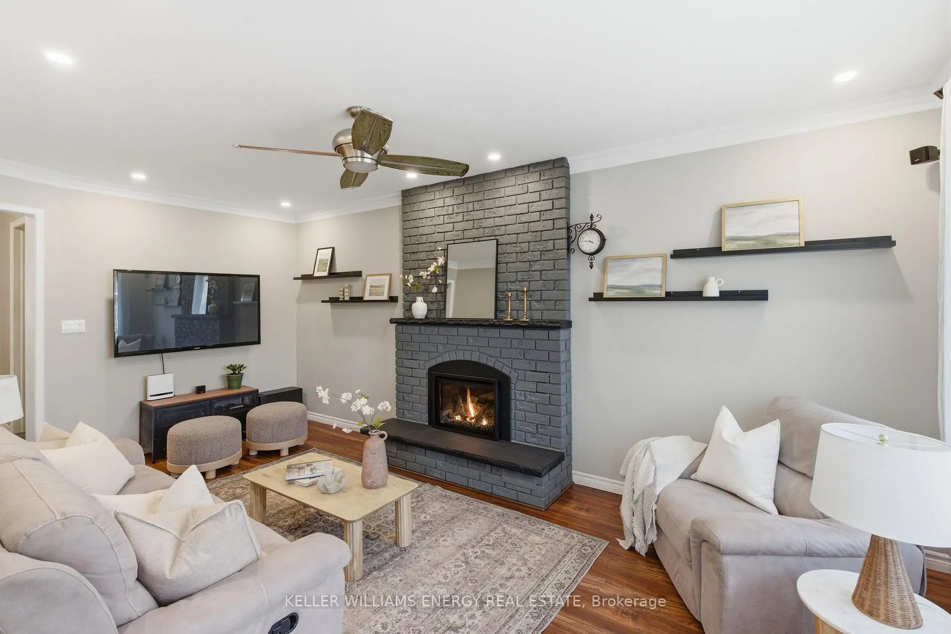 Photo 19 of 555 Peggoty Circle, Oshawa, Eastdale — HOMEH