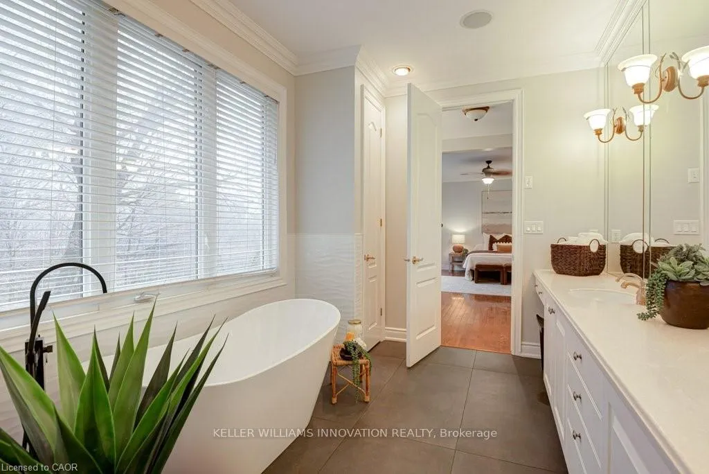 Photo 28 of 111 Glazebrook Crescent, Cambridge — HOMEH