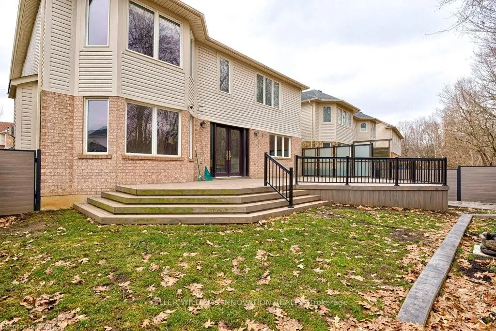 Photo 39 of 111 Glazebrook Crescent, Cambridge — HOMEH