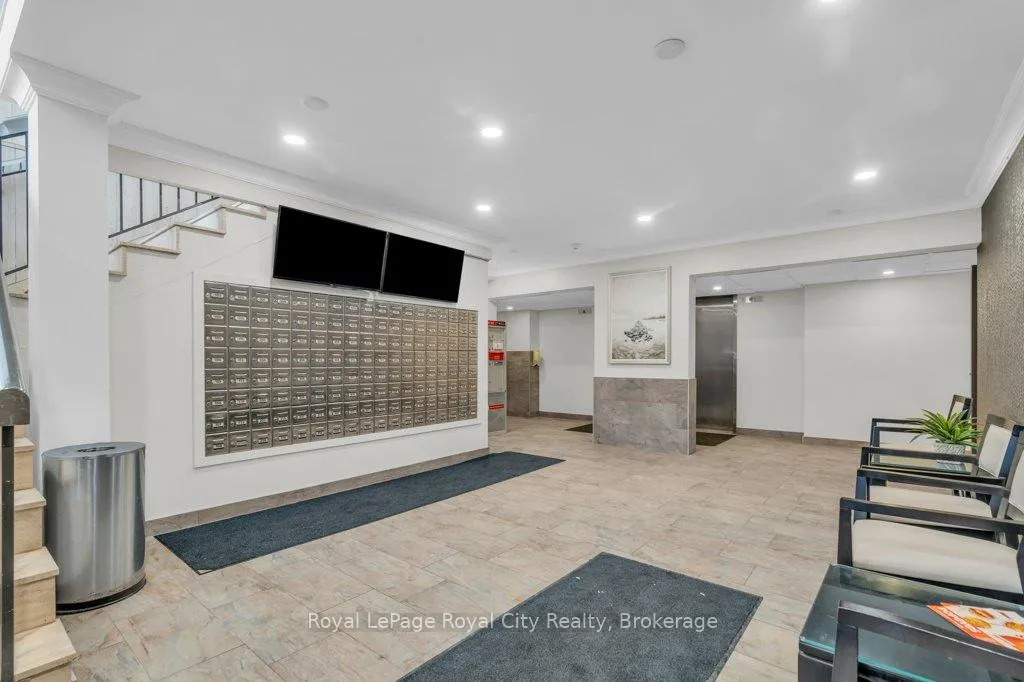 Photo 6 of Unit 511, 19 Woodlawn Road E, Guelph, Riverside Park — HOMEH