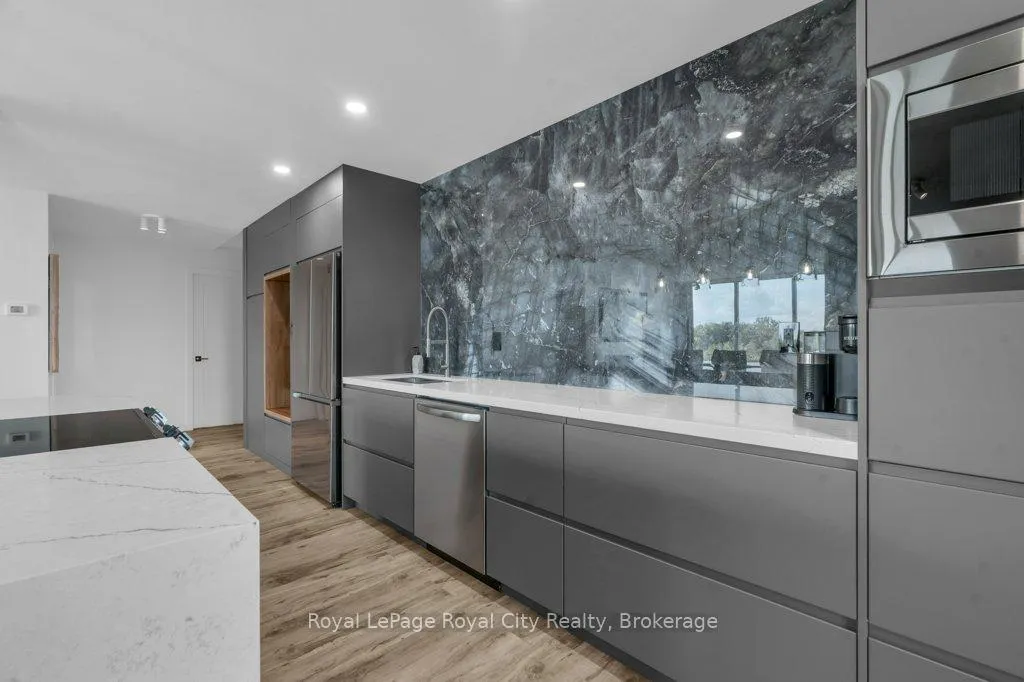 Photo 15 of Unit 511, 19 Woodlawn Road E, Guelph, Riverside Park — HOMEH