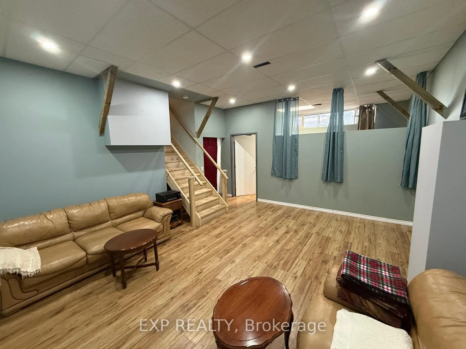 Photo 9 of Unit Lower, 71 Sherin Court, Caledon, Bolton North — HOMEH