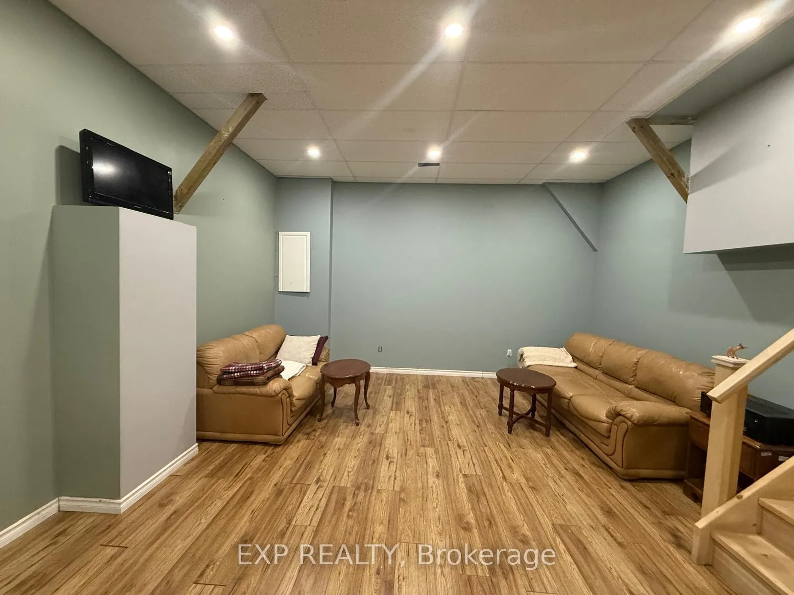 Photo 10 of Unit Lower, 71 Sherin Court, Caledon, Bolton North — HOMEH