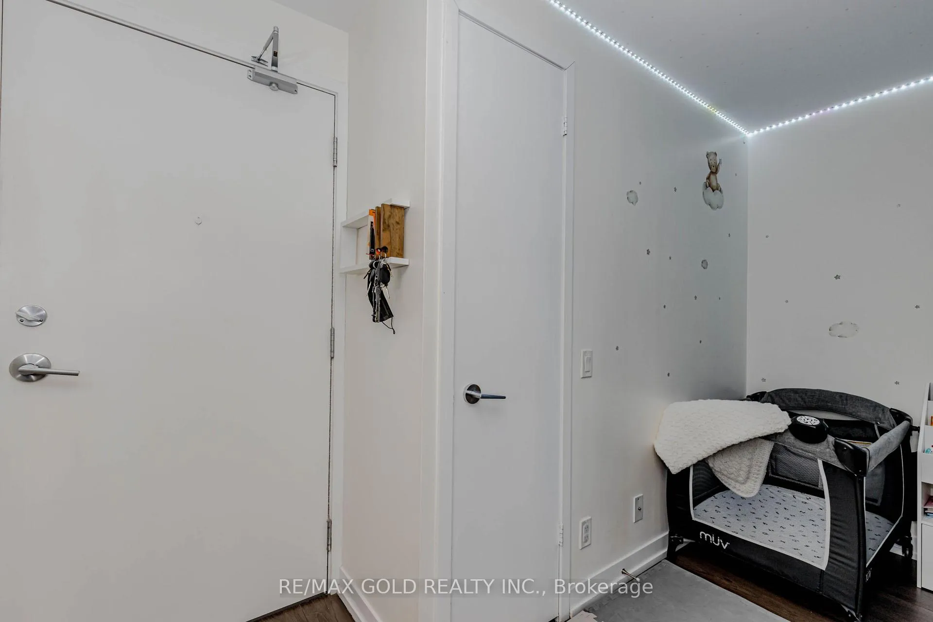 Photo 7 of Unit 502, 5 Buttermill Avenue, Vaughan, Vaughan Corporate Centre — HOMEH