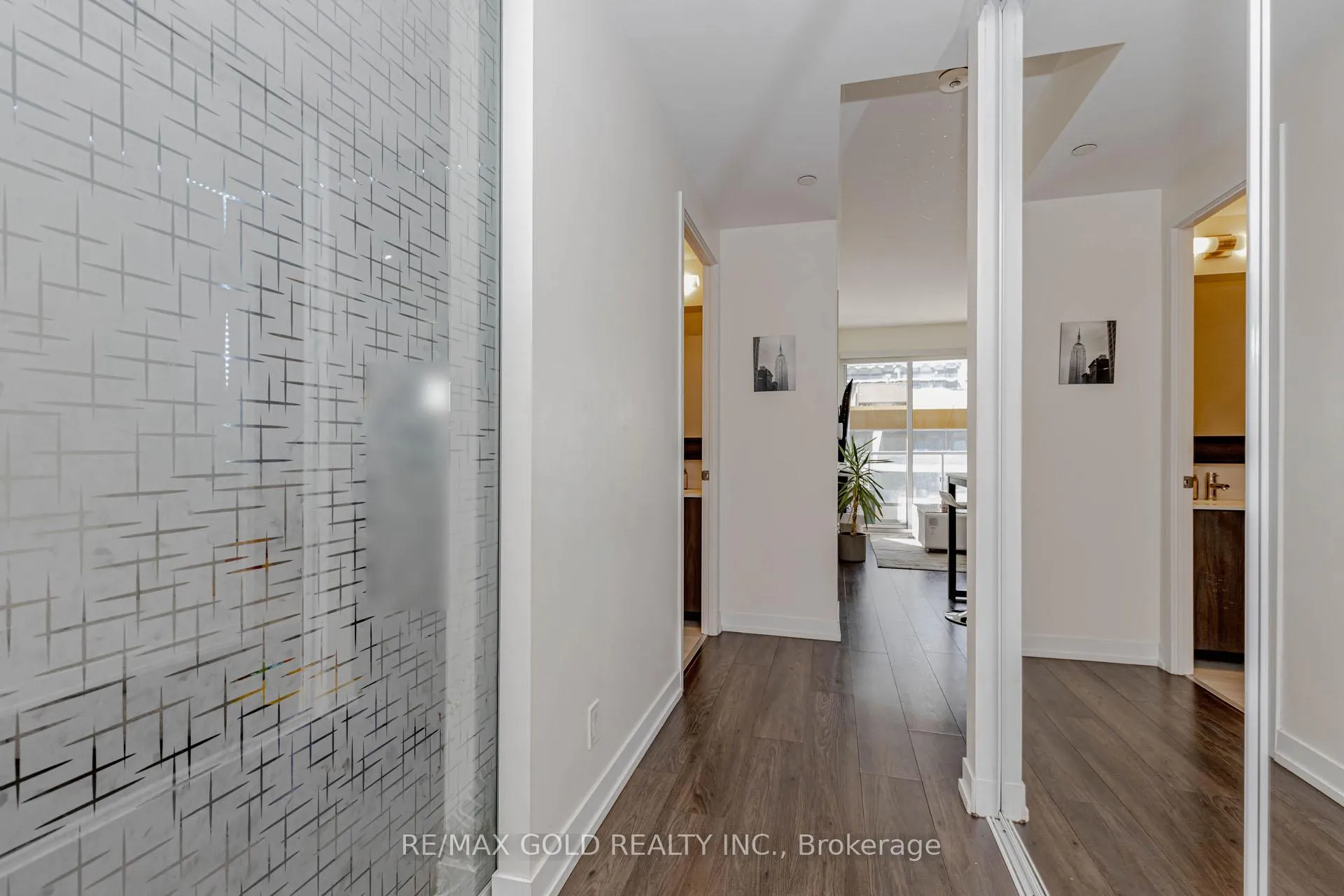Photo 9 of Unit 502, 5 Buttermill Avenue, Vaughan, Vaughan Corporate Centre — HOMEH