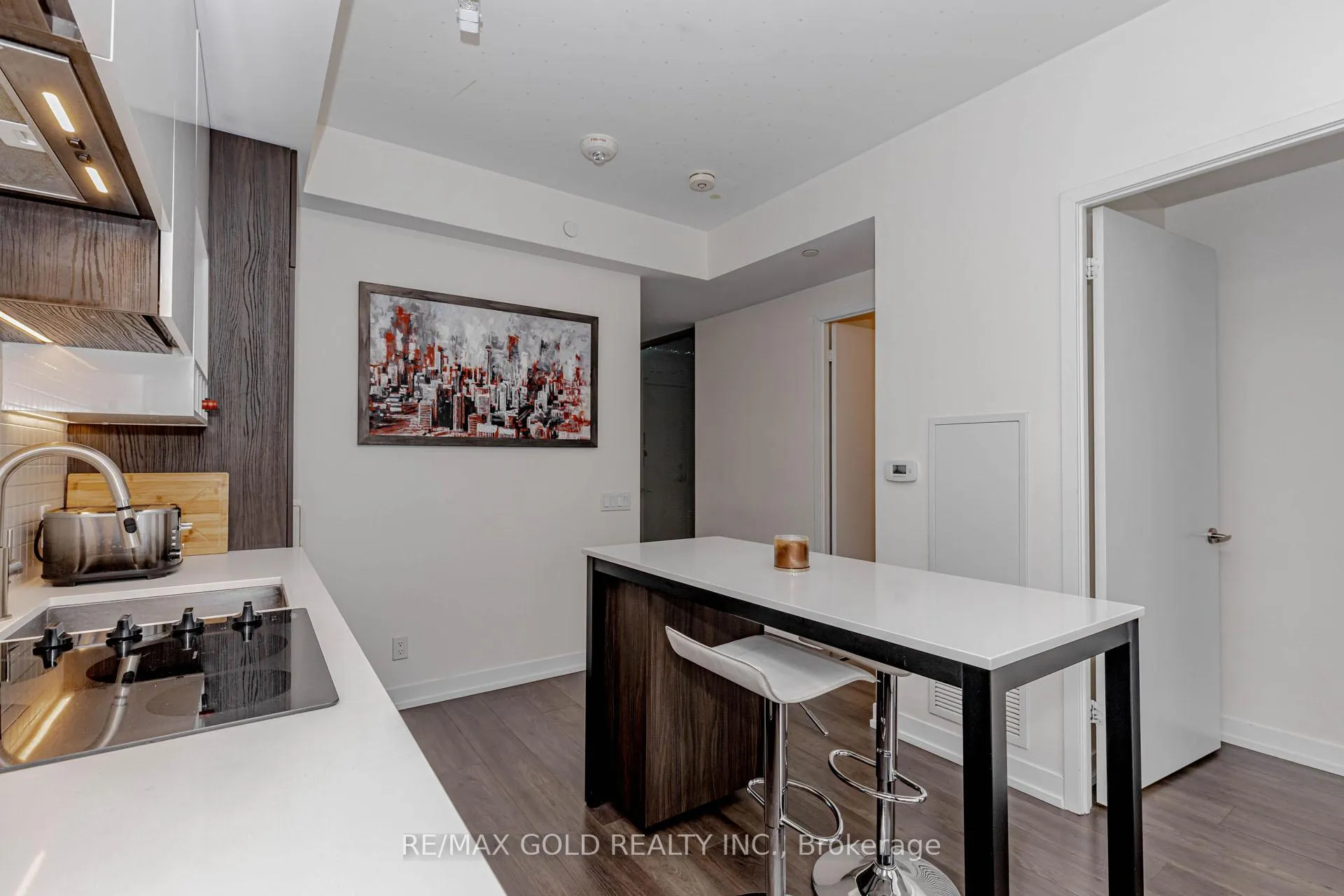 Photo 12 of Unit 502, 5 Buttermill Avenue, Vaughan, Vaughan Corporate Centre — HOMEH