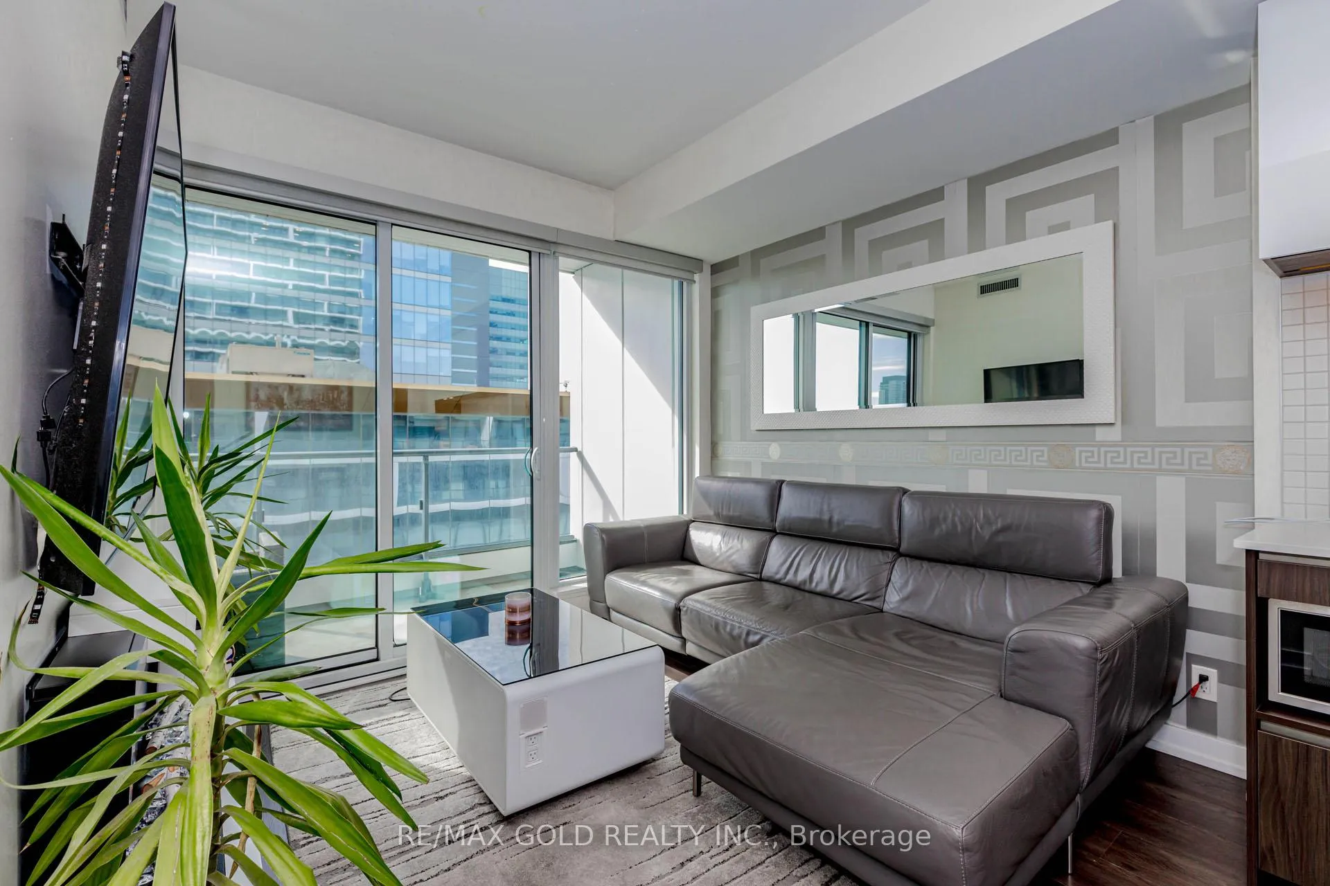 Photo 16 of Unit 502, 5 Buttermill Avenue, Vaughan, Vaughan Corporate Centre — HOMEH
