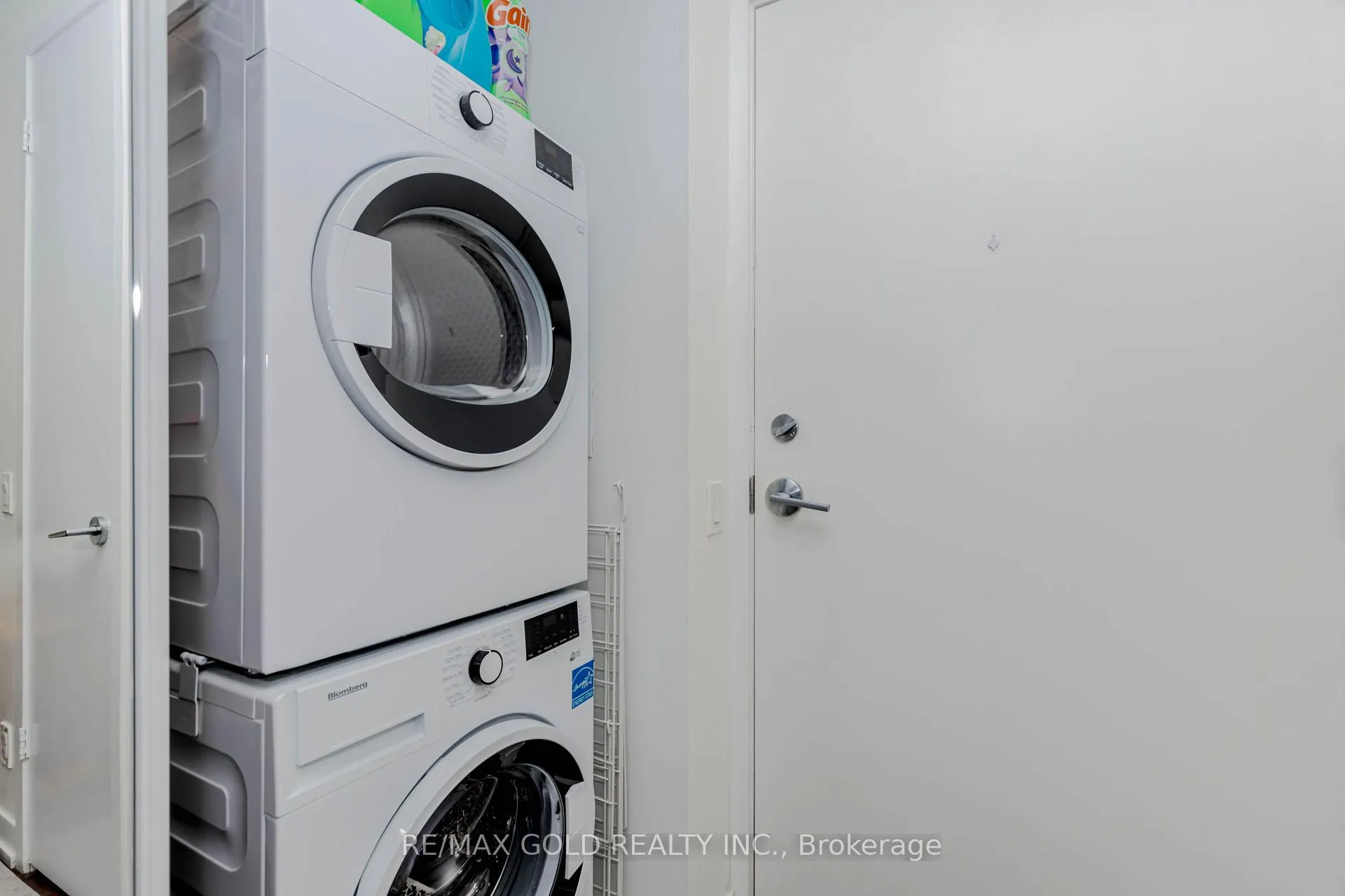 Photo 24 of Unit 502, 5 Buttermill Avenue, Vaughan, Vaughan Corporate Centre — HOMEH