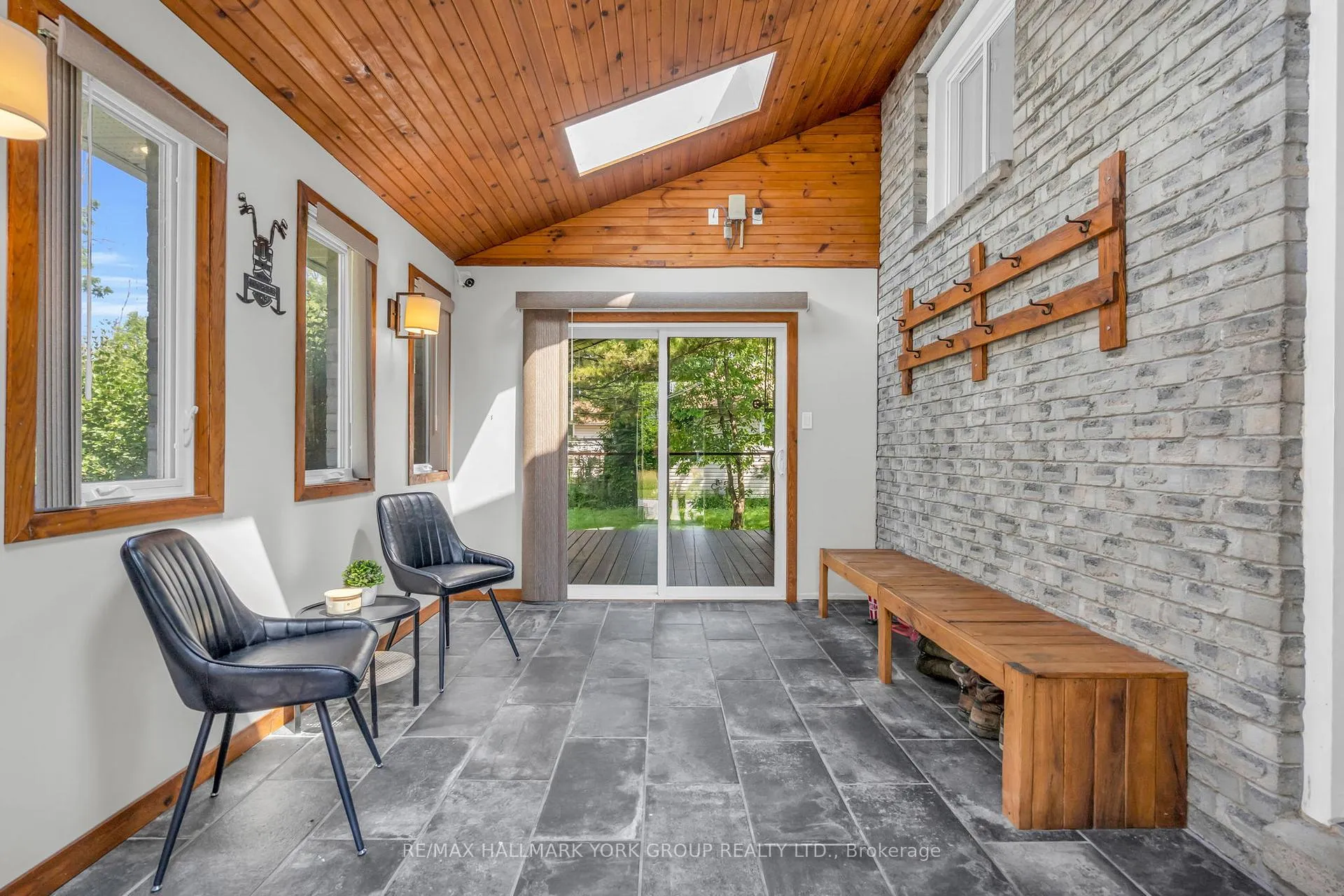 Photo 32 of 8 Rushton Road, Georgina, Historic Lakeshore Communities — HOMEH
