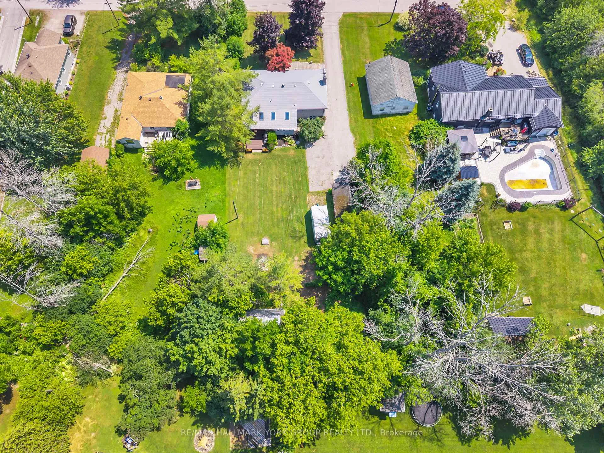 Photo 42 of 8 Rushton Road, Georgina, Historic Lakeshore Communities — HOMEH