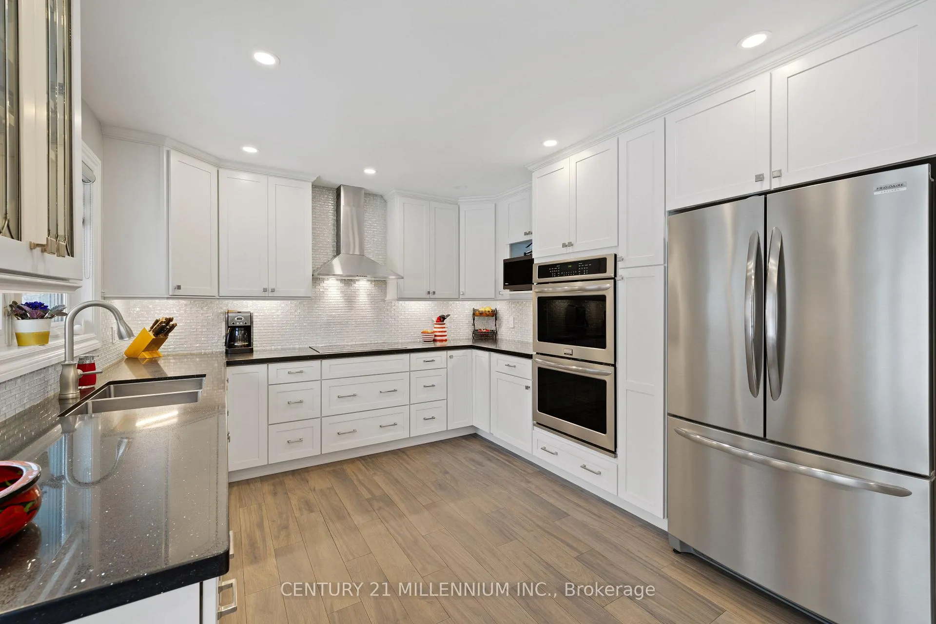 Photo 14 of 4 Marchmount Crescent, Brampton, Central Park — HOMEH