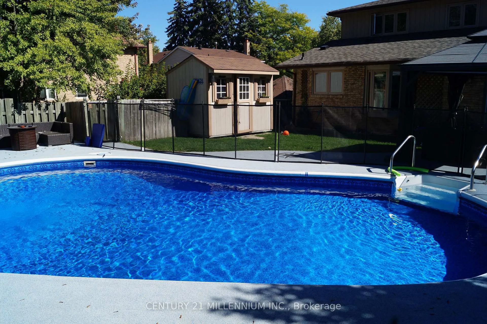 Photo 34 of 4 Marchmount Crescent, Brampton, Central Park — HOMEH