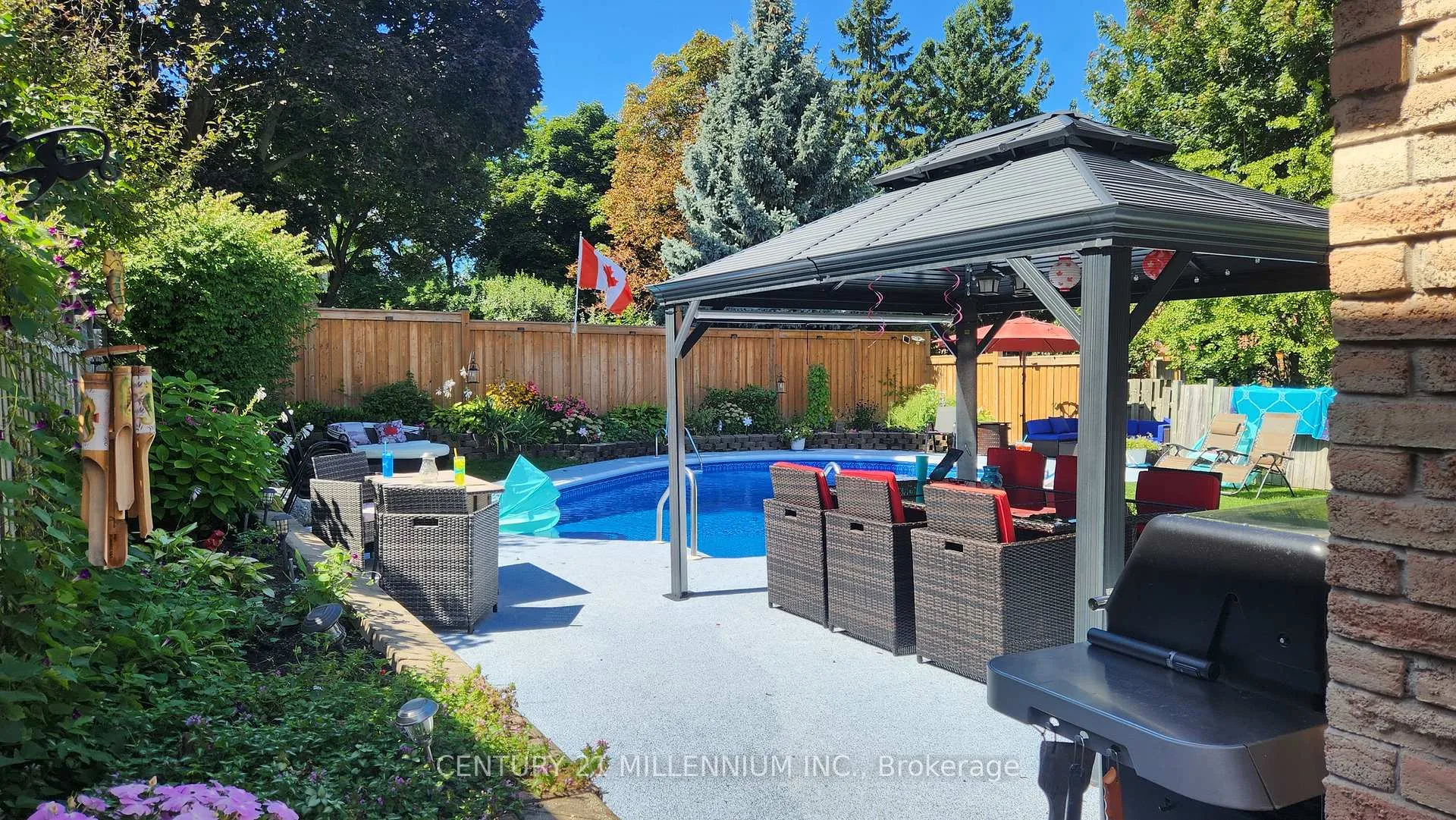 Photo 2 of 4 Marchmount Crescent, Brampton, Central Park — HOMEH