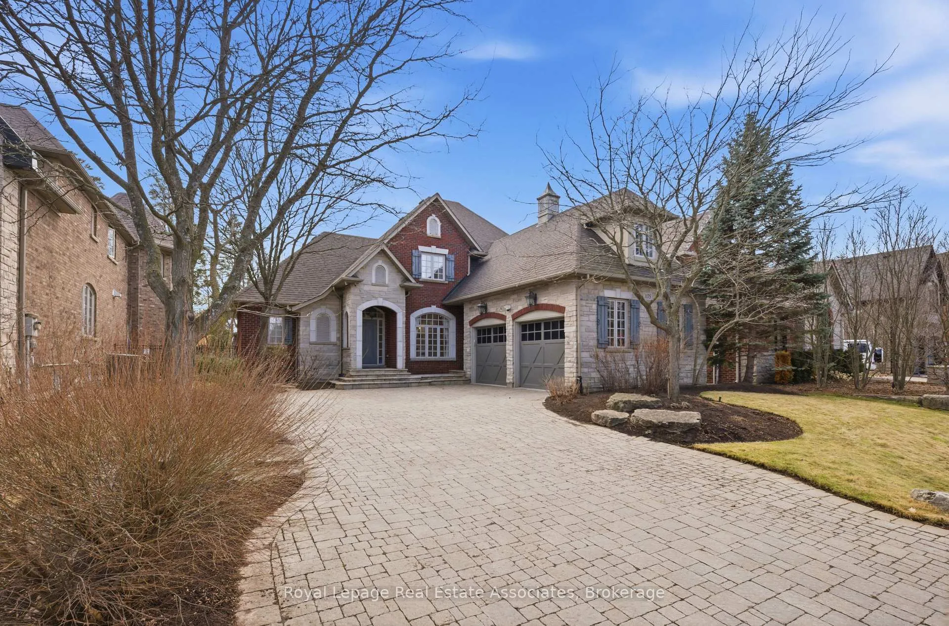 Front of 1175 Riverbank Way