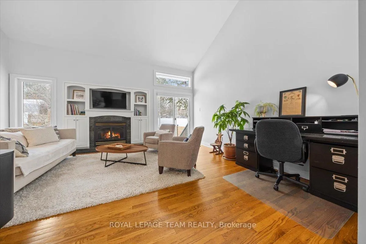 Photo 7 of 2795 Flannery Drive, Ottawa, Mooneys Bay/Riverside Park — HOMEH
