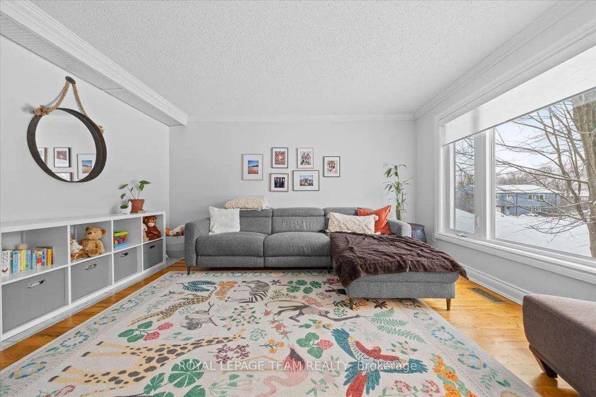 Photo 17 of 2795 Flannery Drive, Ottawa, Mooneys Bay/Riverside Park — HOMEH