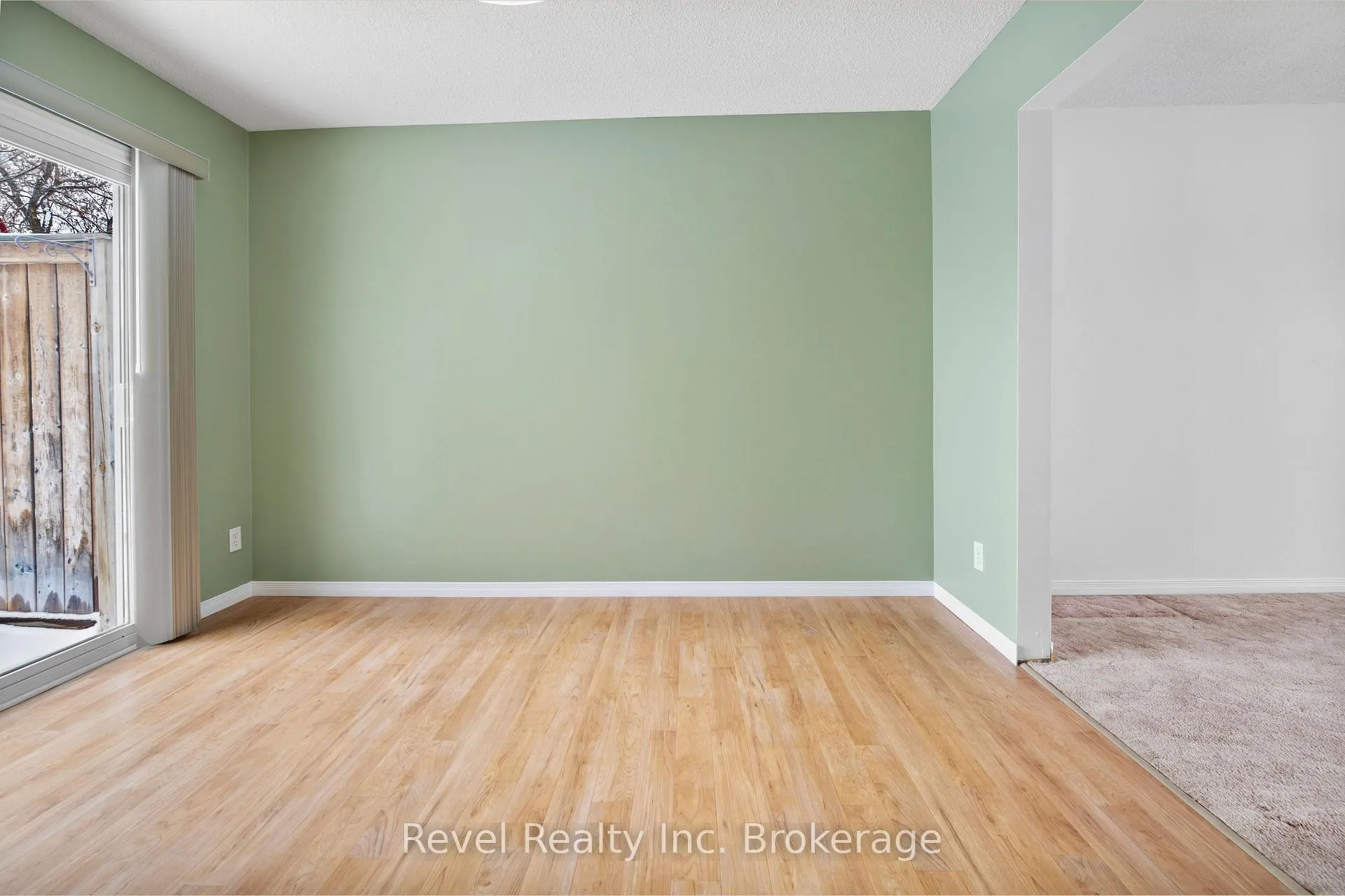 Photo 12 of 237 Park Avenue, North Bay, Widdifield — HOMEH